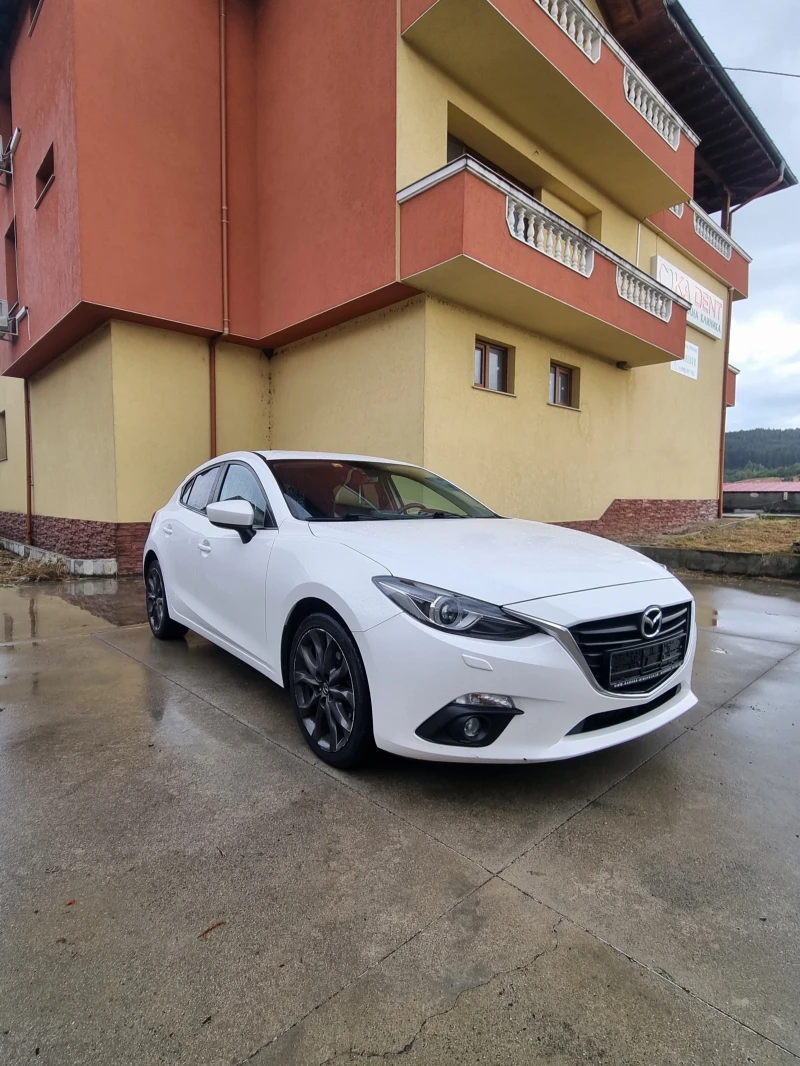 Mazda 3, снимка 2 - Автомобили и джипове - 52814401