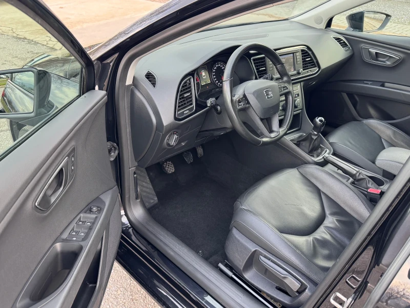 Seat Leon 1.6TDI 105кс * NAVI* Подгрев* КОЖА* FULL LED* , снимка 10 - Автомобили и джипове - 53021875