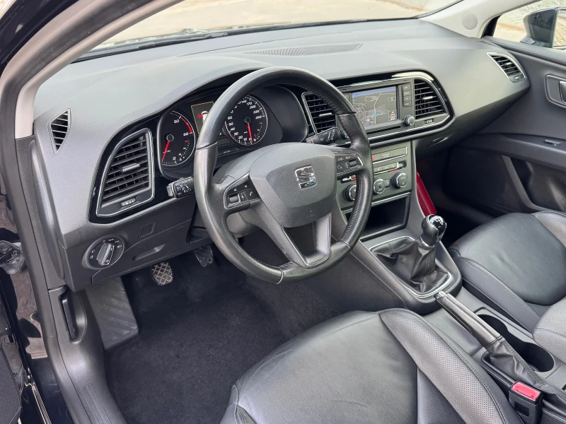 Seat Leon 1.6TDI 105кс * NAVI* Подгрев* КОЖА* FULL LED* , снимка 11 - Автомобили и джипове - 53021875
