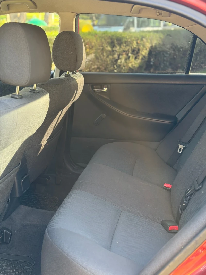Toyota Corolla 1.4 VVTI GAZ, снимка 8 - Автомобили и джипове - 53262367