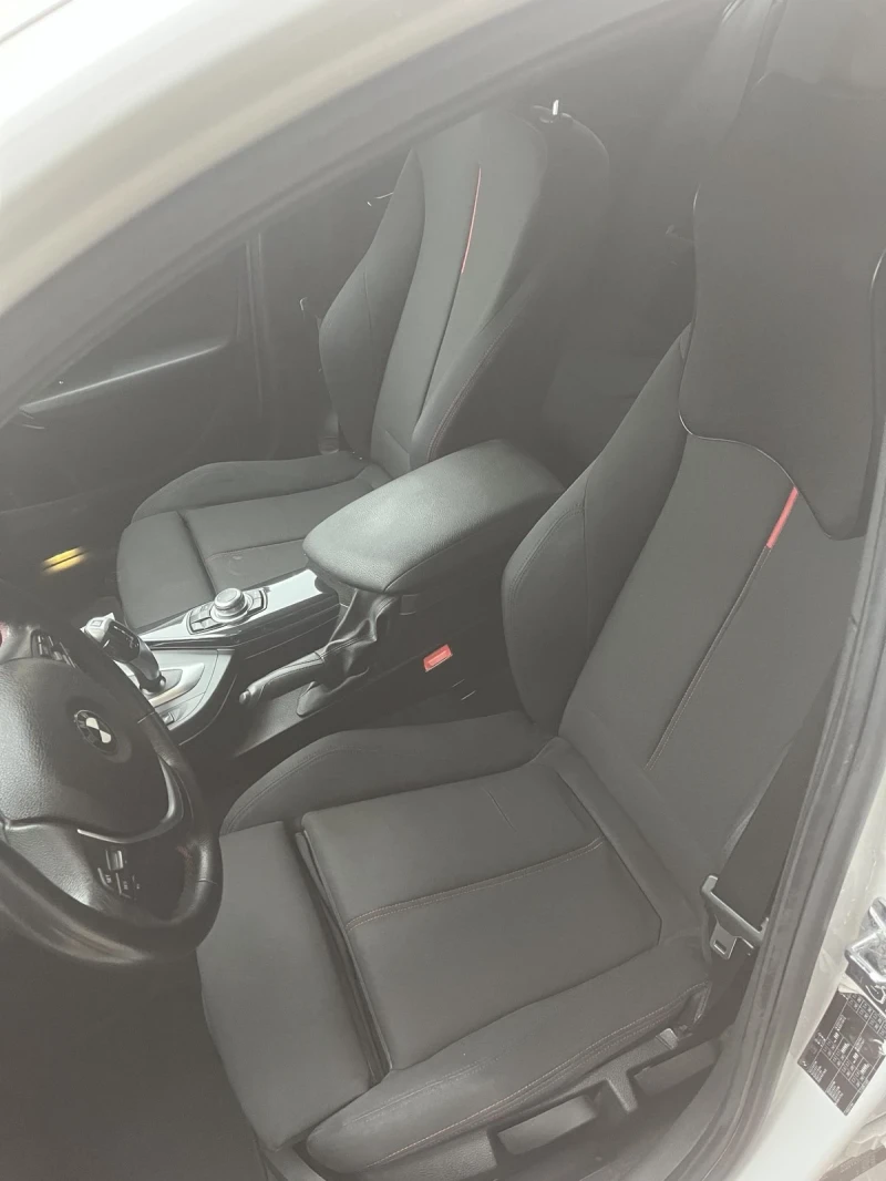 BMW 118 i Sport Edition , снимка 16 - Автомобили и джипове - 53294843