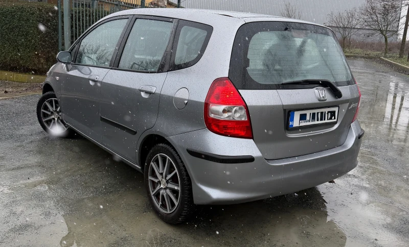 Honda Jazz, снимка 4 - Автомобили и джипове - 53436768