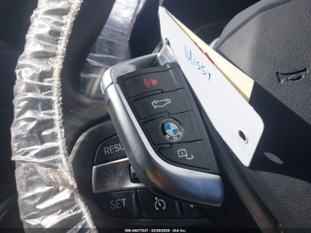 BMW 330 330I Xdrive* ДИГИТАЛНО* ТАБЛО KEYLESS* , снимка 14 - Автомобили и джипове - 53770190