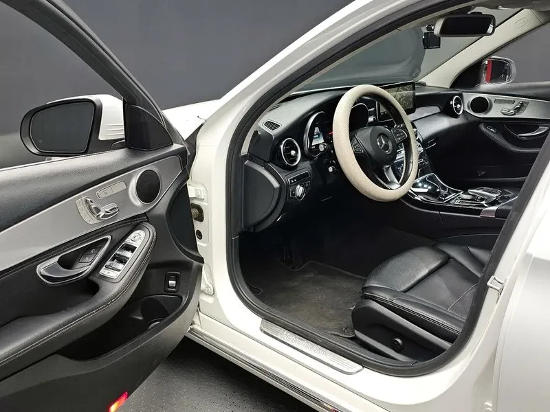 Mercedes-Benz C 200 2.0, снимка 11 - Автомобили и джипове - 54278044