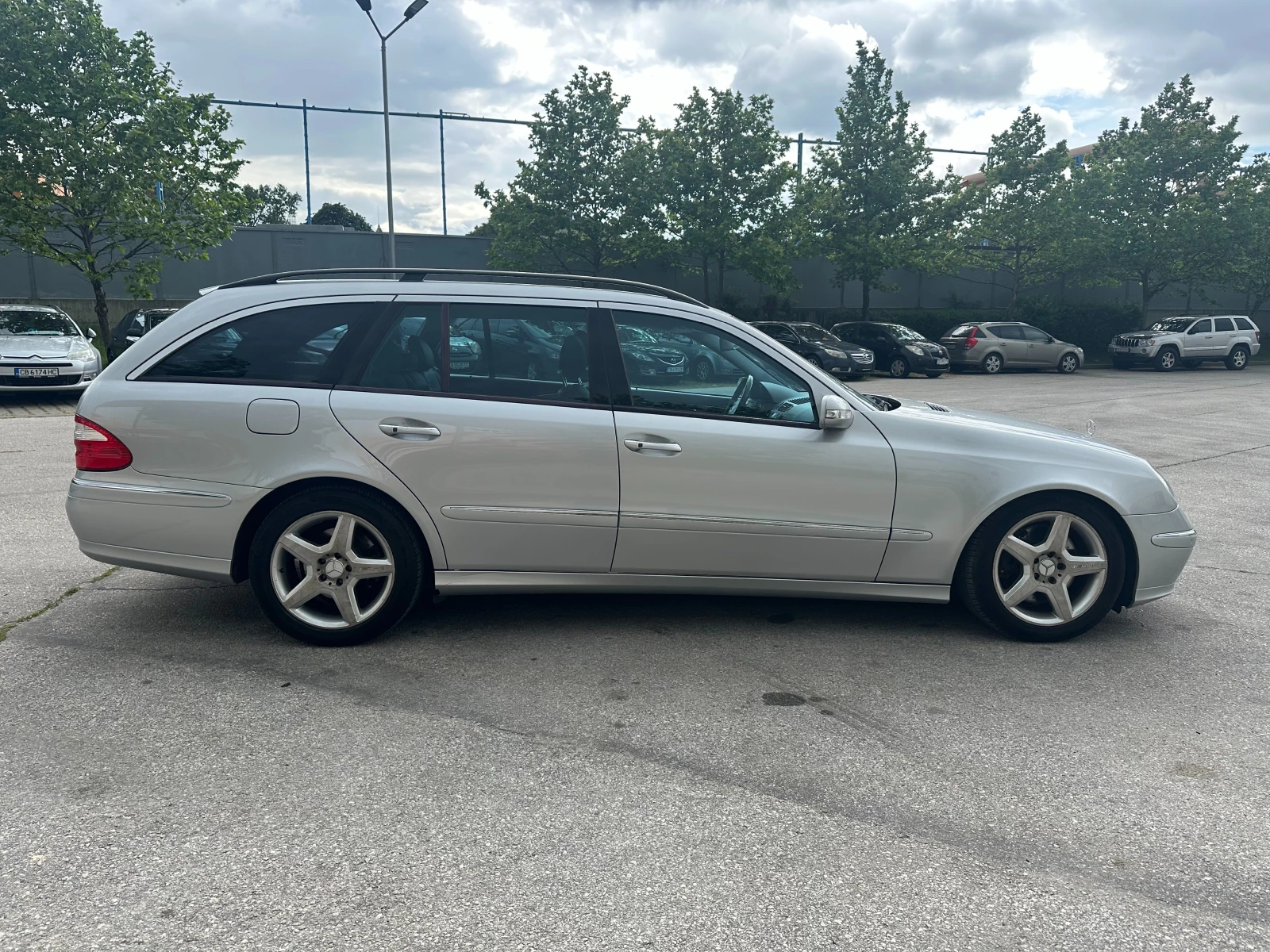 Mercedes-Benz E 500 5.0i 306 к.с. Газ/бензин - изображение 5