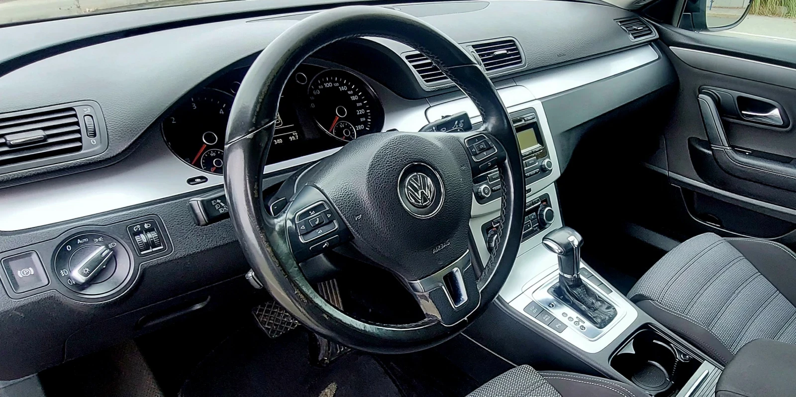 VW CC 2.0TDI Автоматик - изображение 10