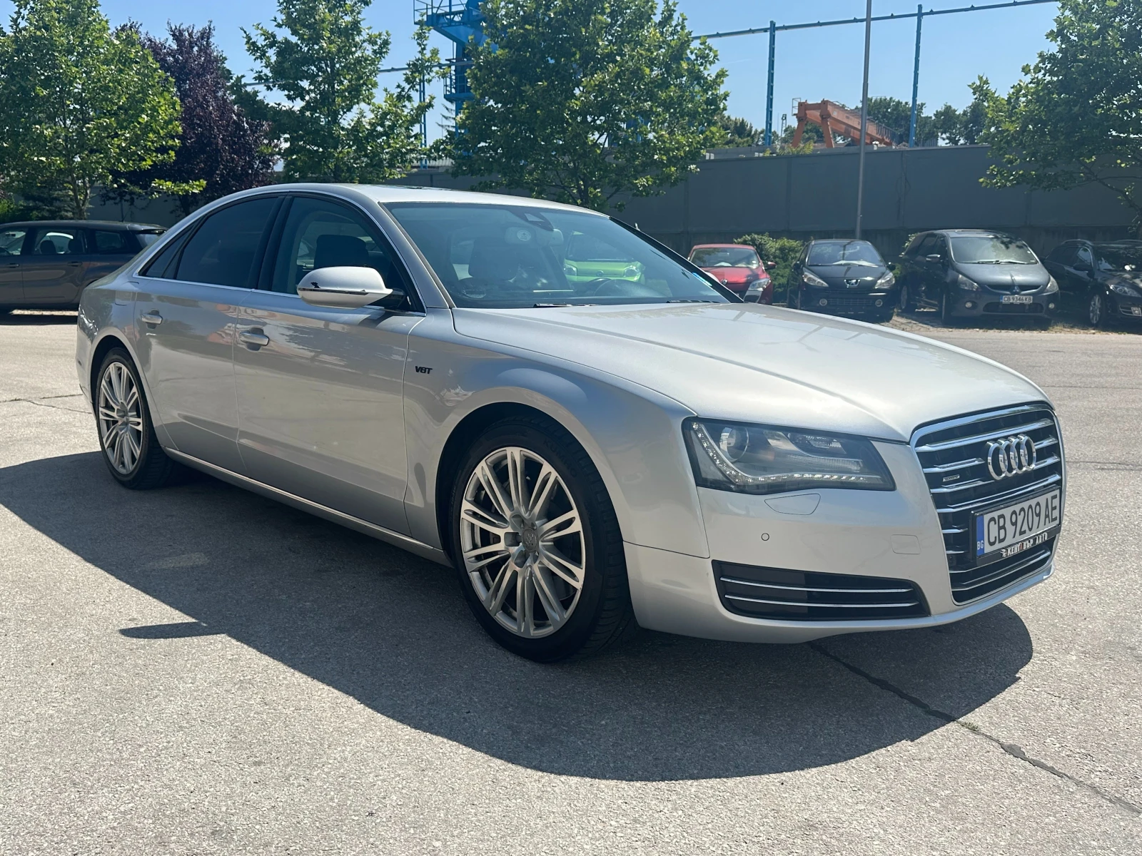Audi A8 4.2d 351 к.с. - изображение 6