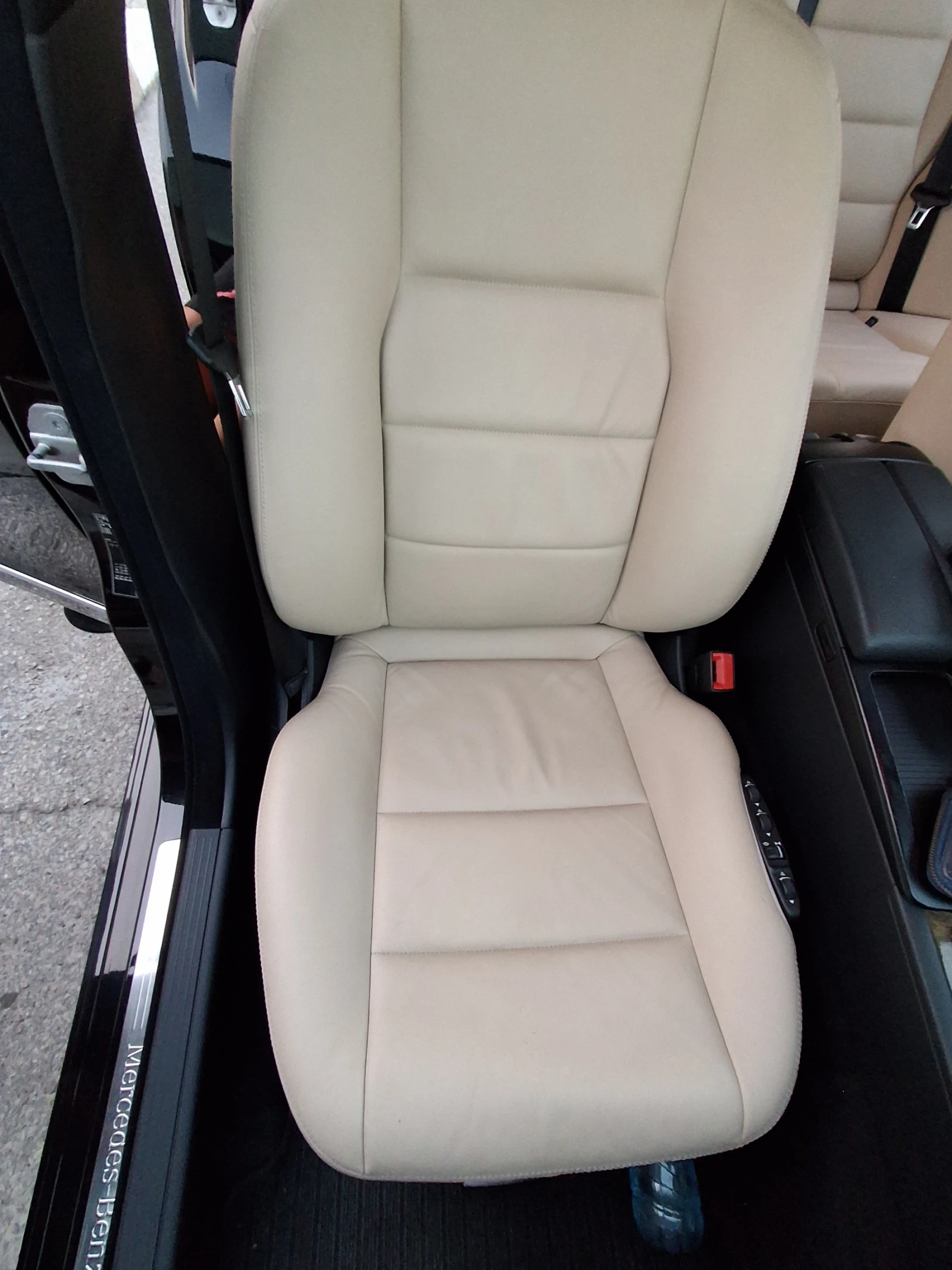 Mercedes-Benz C 320  - изображение 6