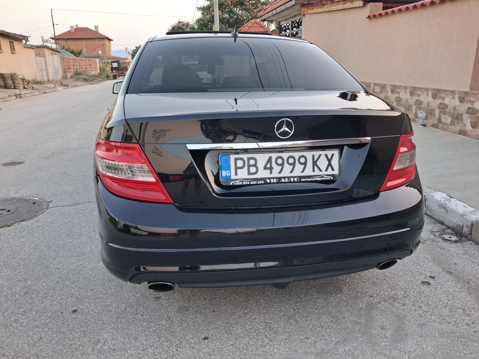 Mercedes-Benz C 320  - изображение 2