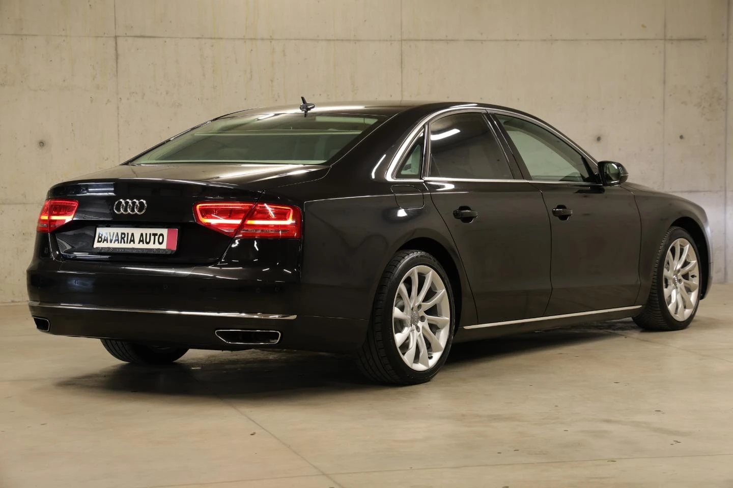 Audi A8 4.2 TDI Quattro - изображение 3