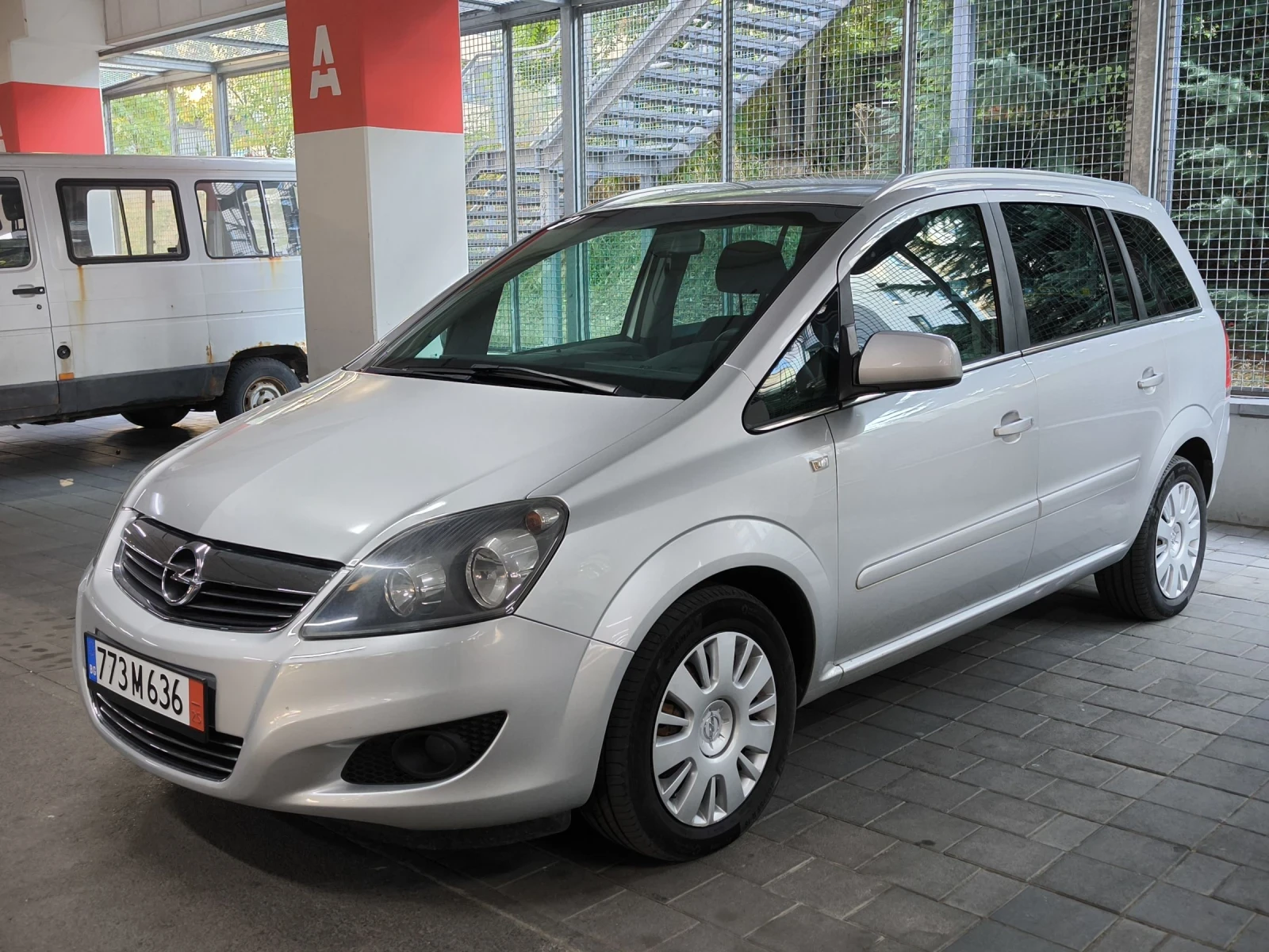 Opel Zafira 1.6 EcoM turbo | Mobile.bg   1