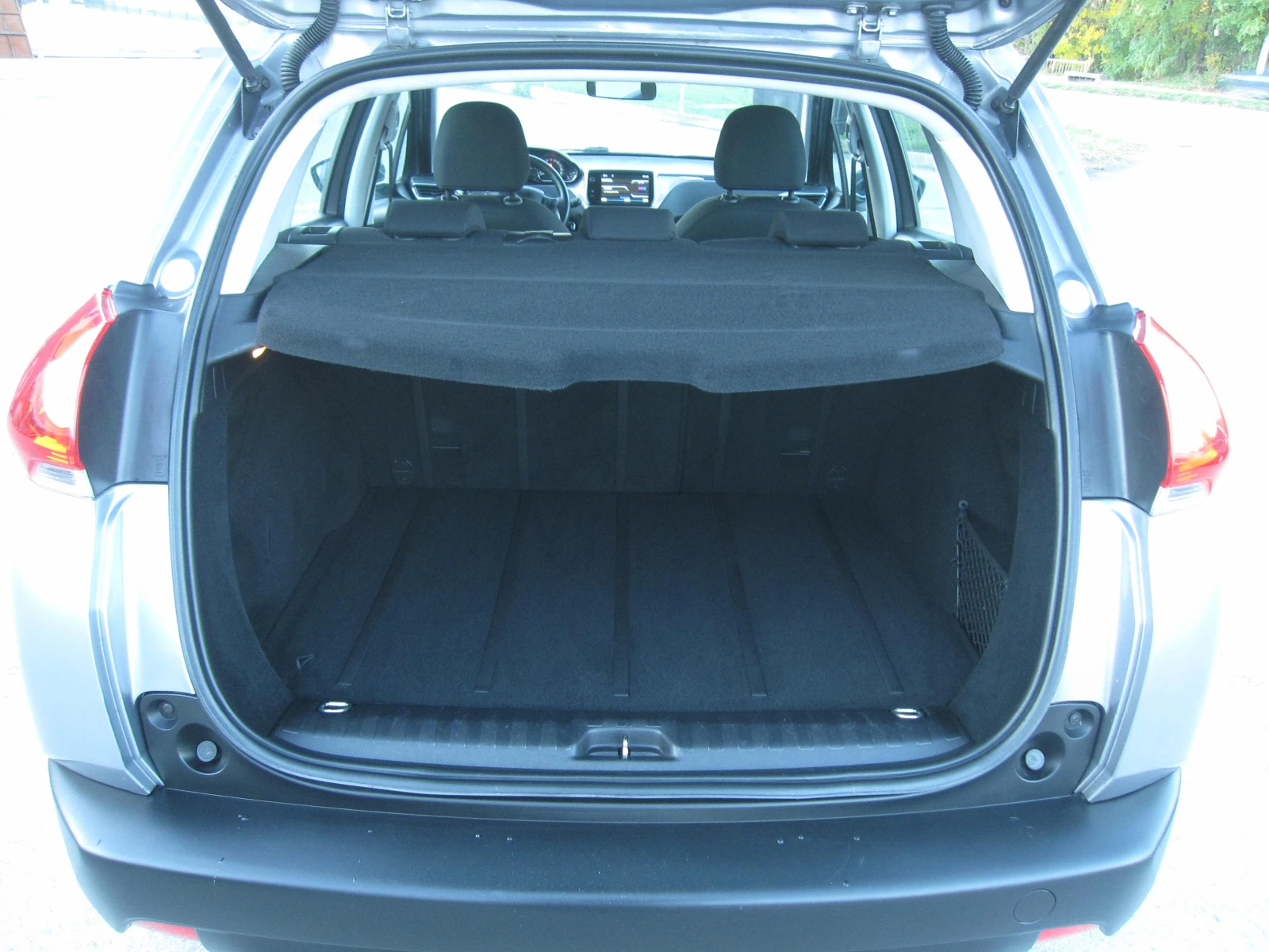 Peugeot 2008 1, 4-HDI - изображение 5