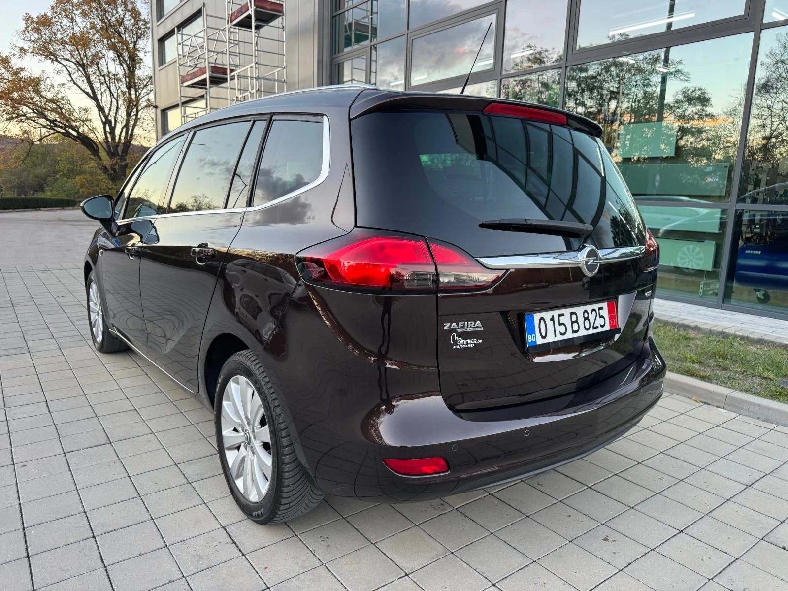 Opel Zafira 2.0cdti 110кс 6+ 1м - изображение 7
