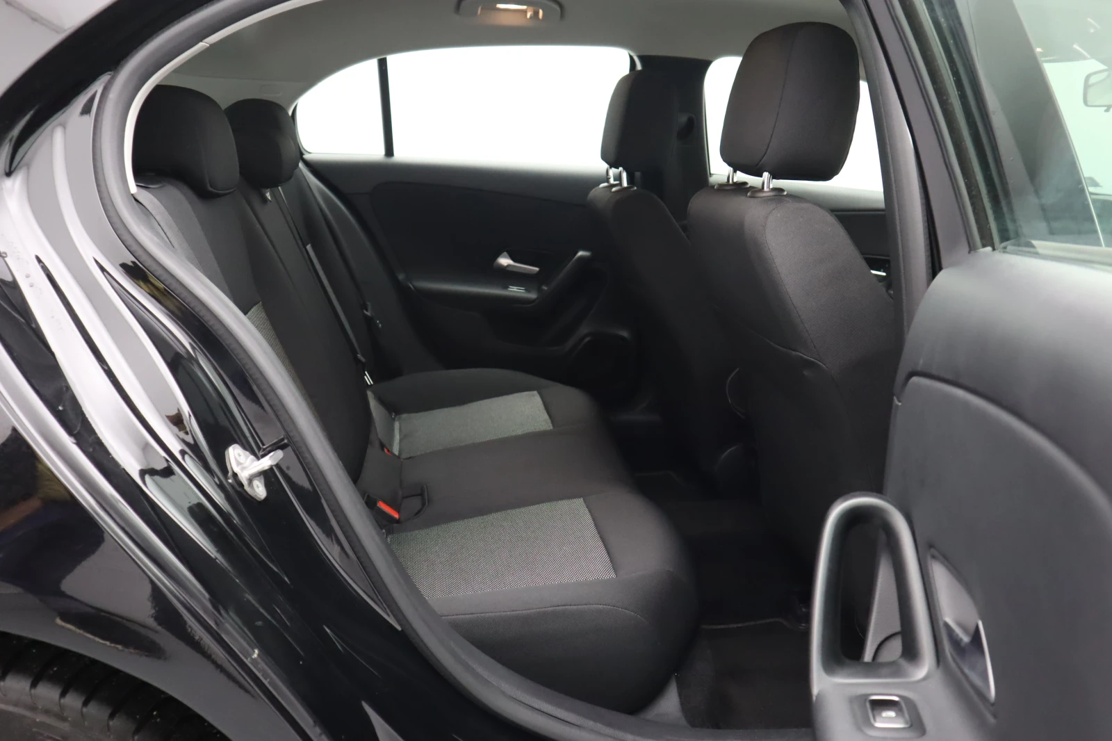 Mercedes-Benz A 160 | Mobile.bg   11