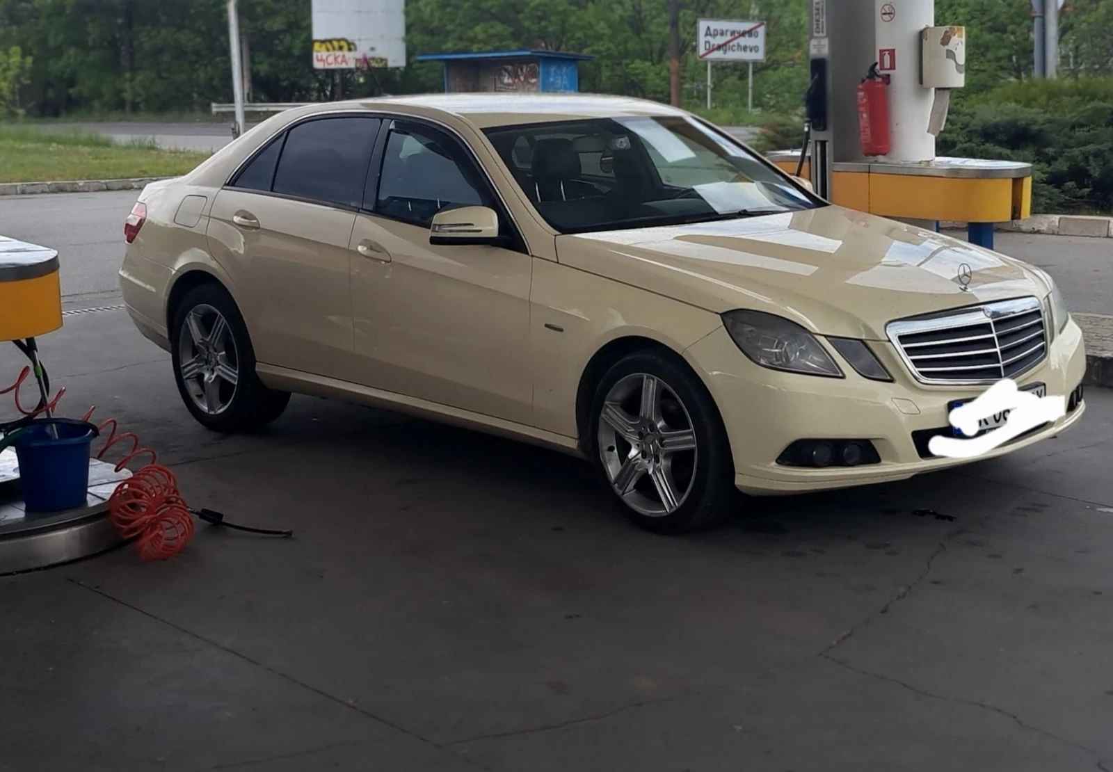 Mercedes-Benz E 200 | Mobile.bg   7