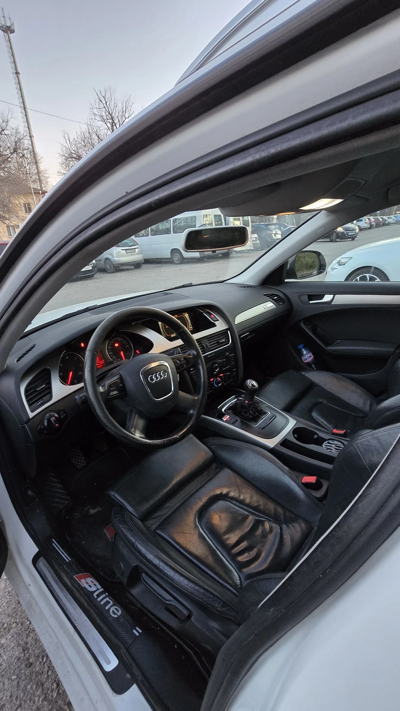 Audi A4 LED дневни, затопляне на седалки, Кожа, снимка 8 - Автомобили и джипове - 53796935