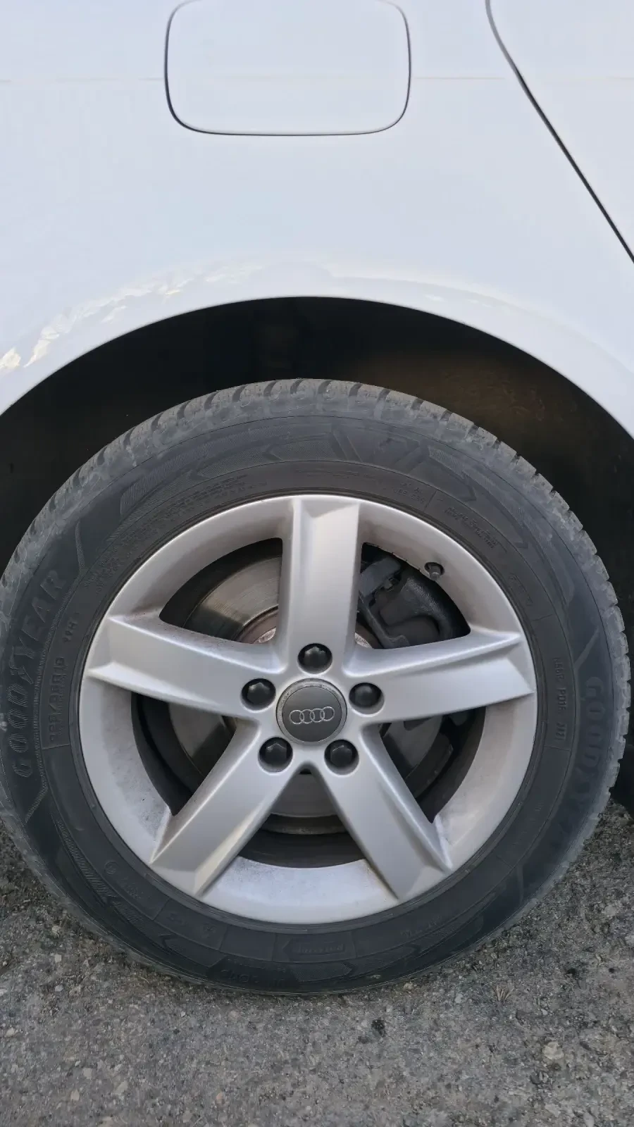 Audi A4 LED дневни, затопляне на седалки, Кожа, снимка 14 - Автомобили и джипове - 53796935