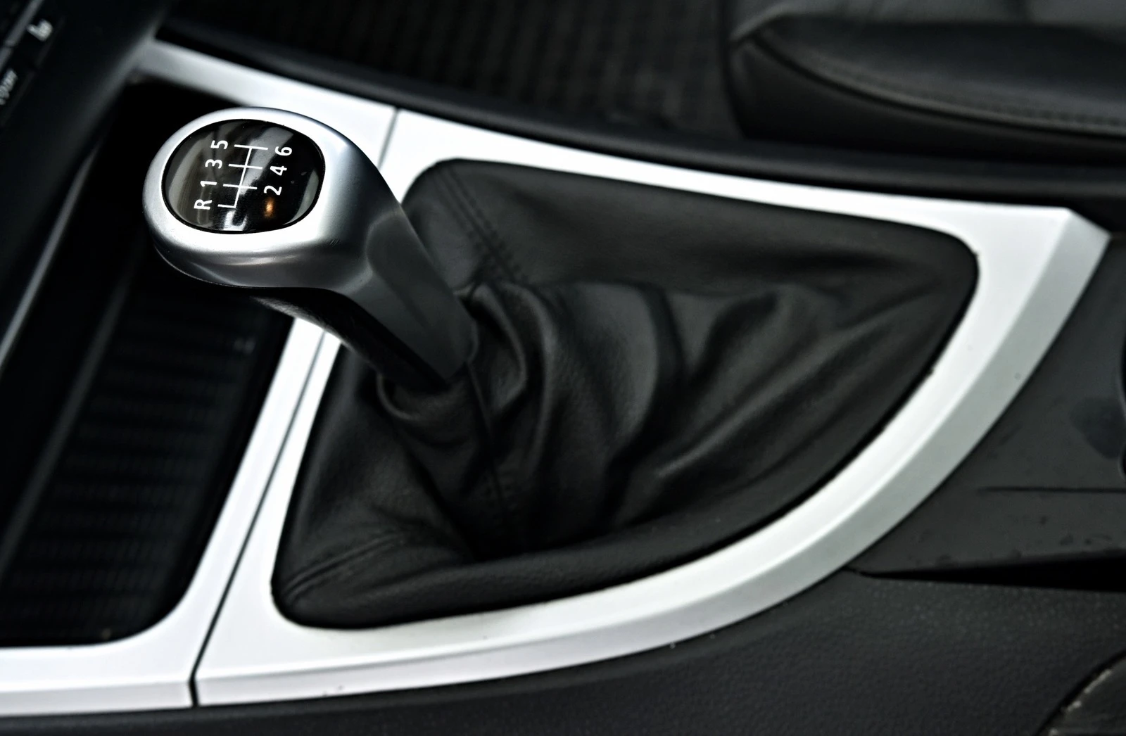 BMW 118 FACE | Mobile.bg � ����������� 11