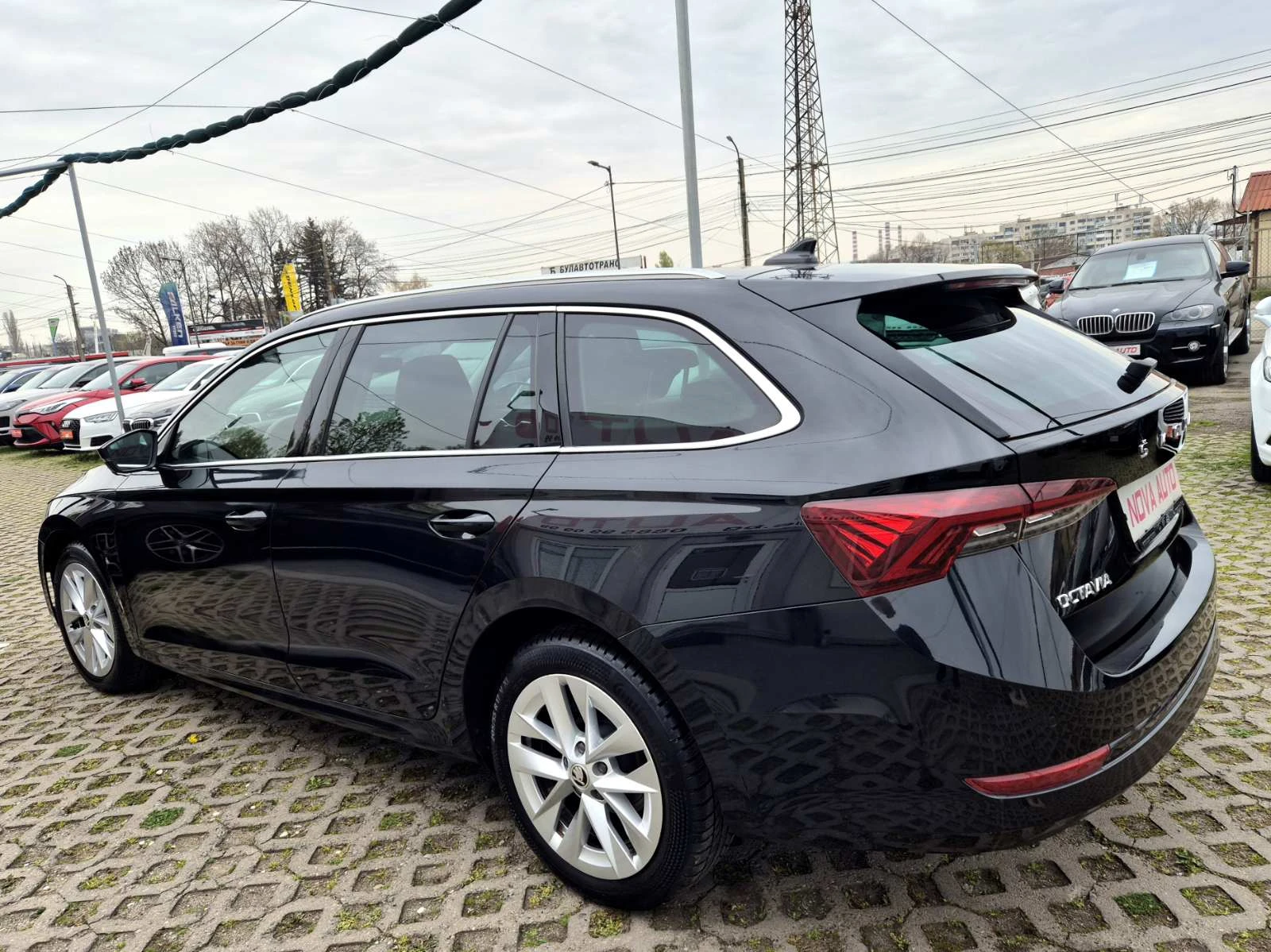 Skoda Octavia 1.5-E TEC-150кс-DSG-104000км-СУПЕР СЪСТОЯНИЕ, снимка 2 - Автомобили и джипове - 54220262