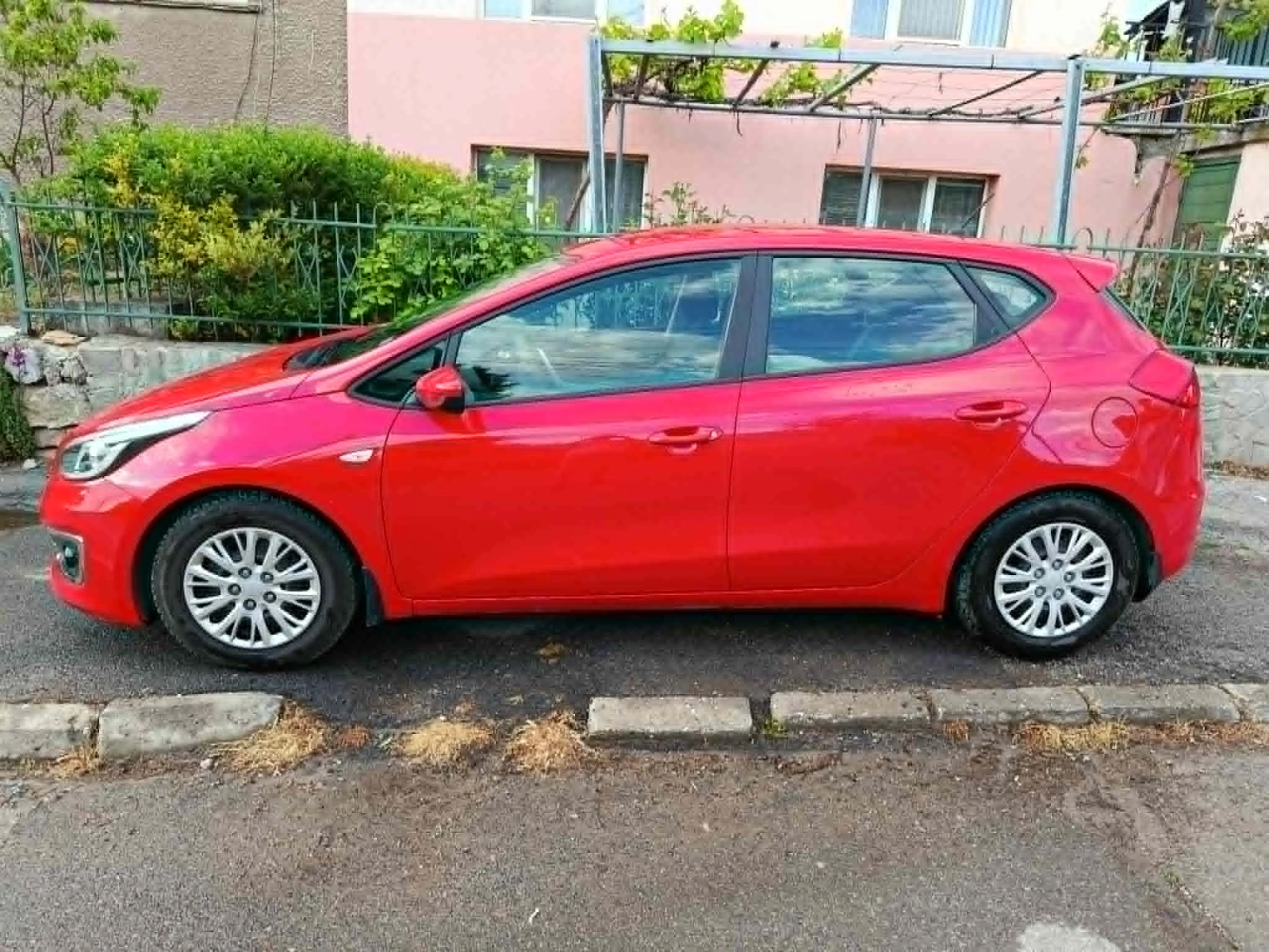 Kia Ceed 1.4 75к км, снимка 7 - Автомобили и джипове - 54519434