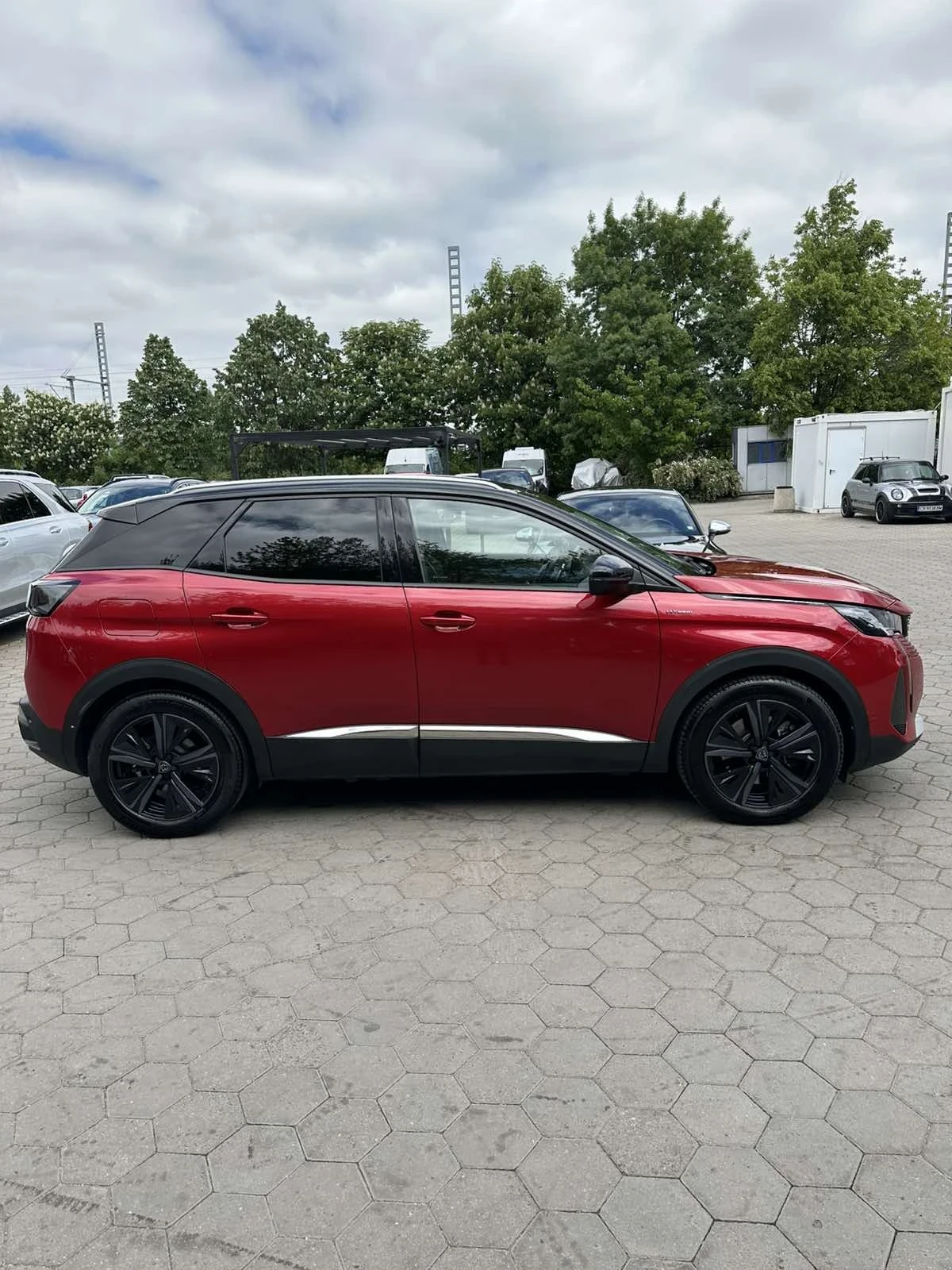 Peugeot 3008 Allure, снимка 3 - Автомобили и джипове - 54595522