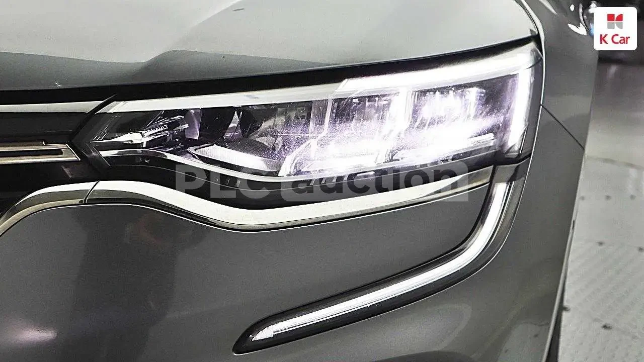 Renault Talisman ФАБРИЧНА ГАЗ* КОЖА* КАМЕРА* ДИГИТАЛ* ОБДУХ* 360, снимка 3 - Автомобили и джипове - 54621389