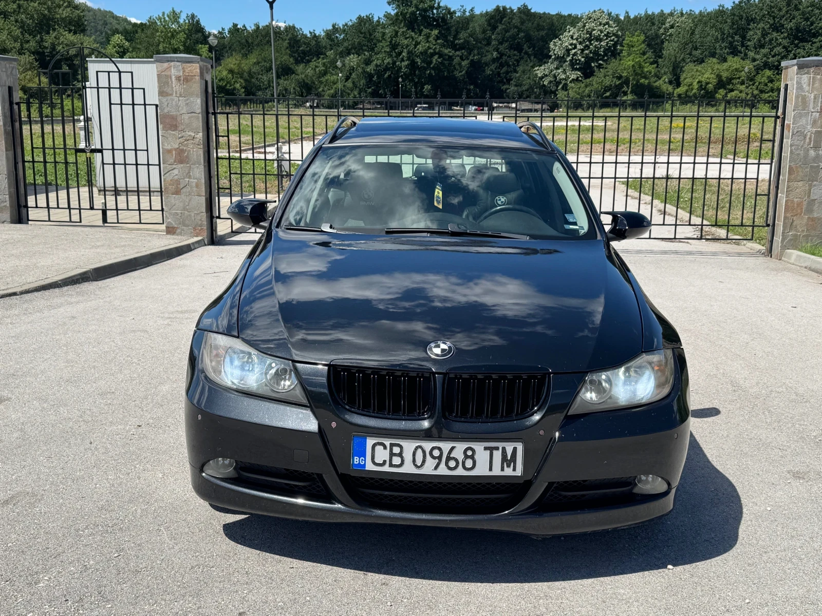 BMW 320 2.0d 163k.c. * Panorama * Navi * Подгрев * Hi-fi, снимка 8 - Автомобили и джипове - 54903732