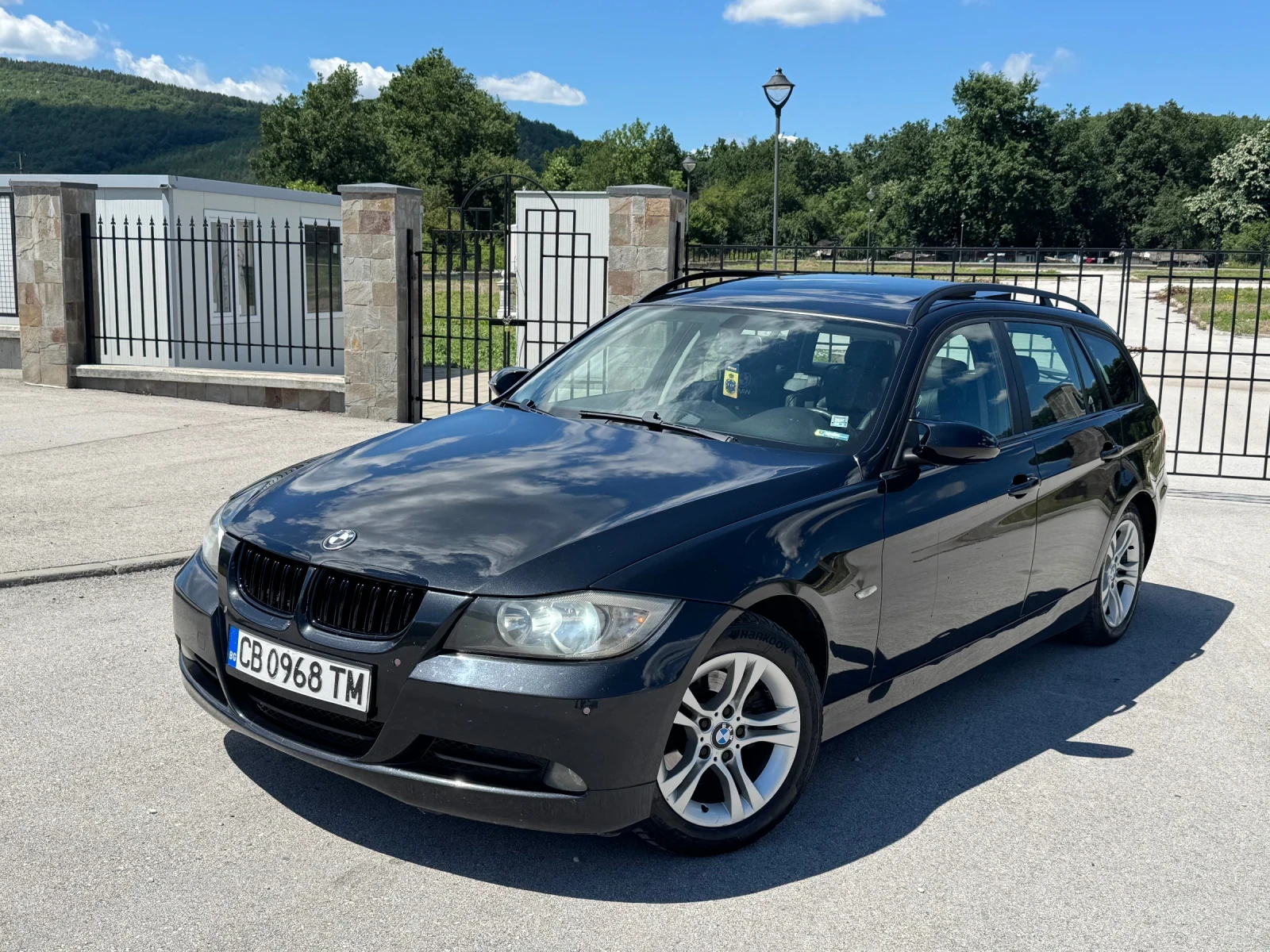BMW 320 2.0d 163k.c. * Panorama * Navi * Подгрев * Hi-fi