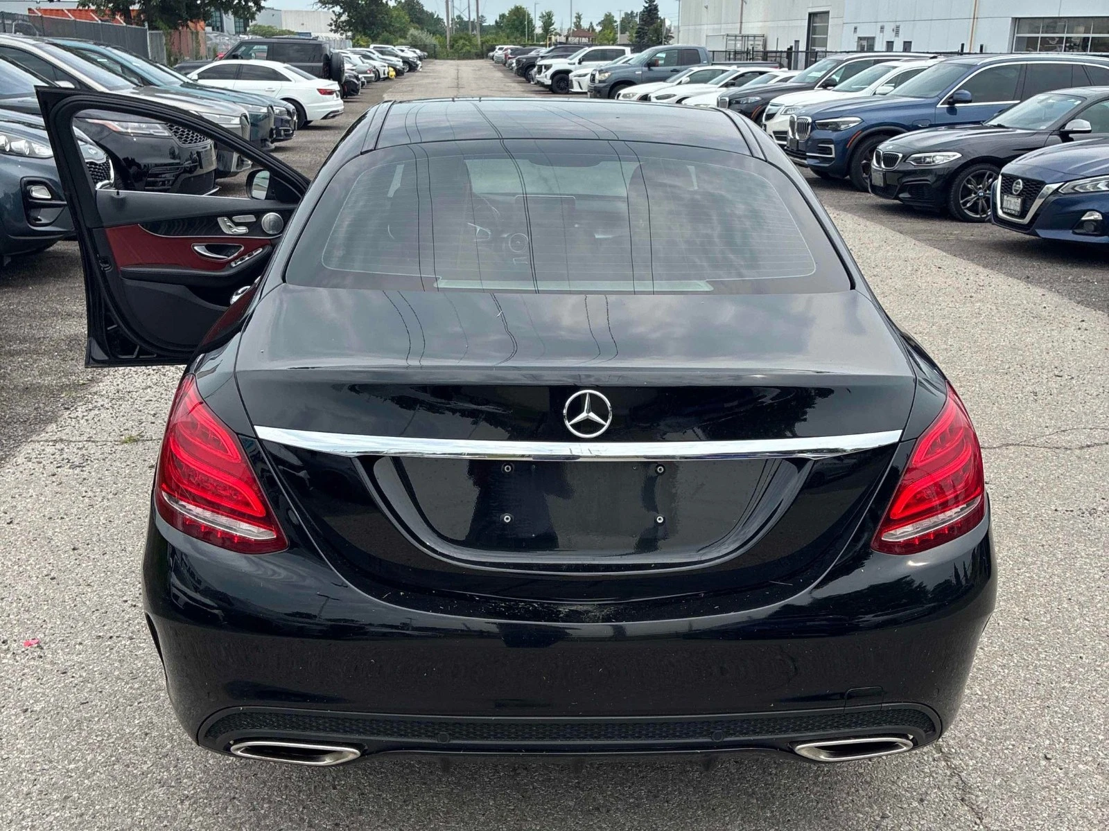 Mercedes-Benz C 400 ЦЕНА ДО БЪЛГАРИЯ РЕГИСТРАЦИЯ & АВТОКРЕДИТ, снимка 5 - Автомобили и джипове - 55466235