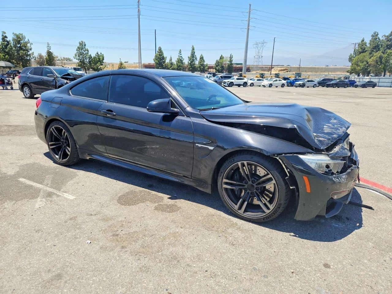 BMW M4  CARFAX / РЪЧКА / ОТ ЗАСТРАХОВАТЕЛ / АВТОКРЕДИТ , снимка 4 - Автомобили и джипове - 55505651