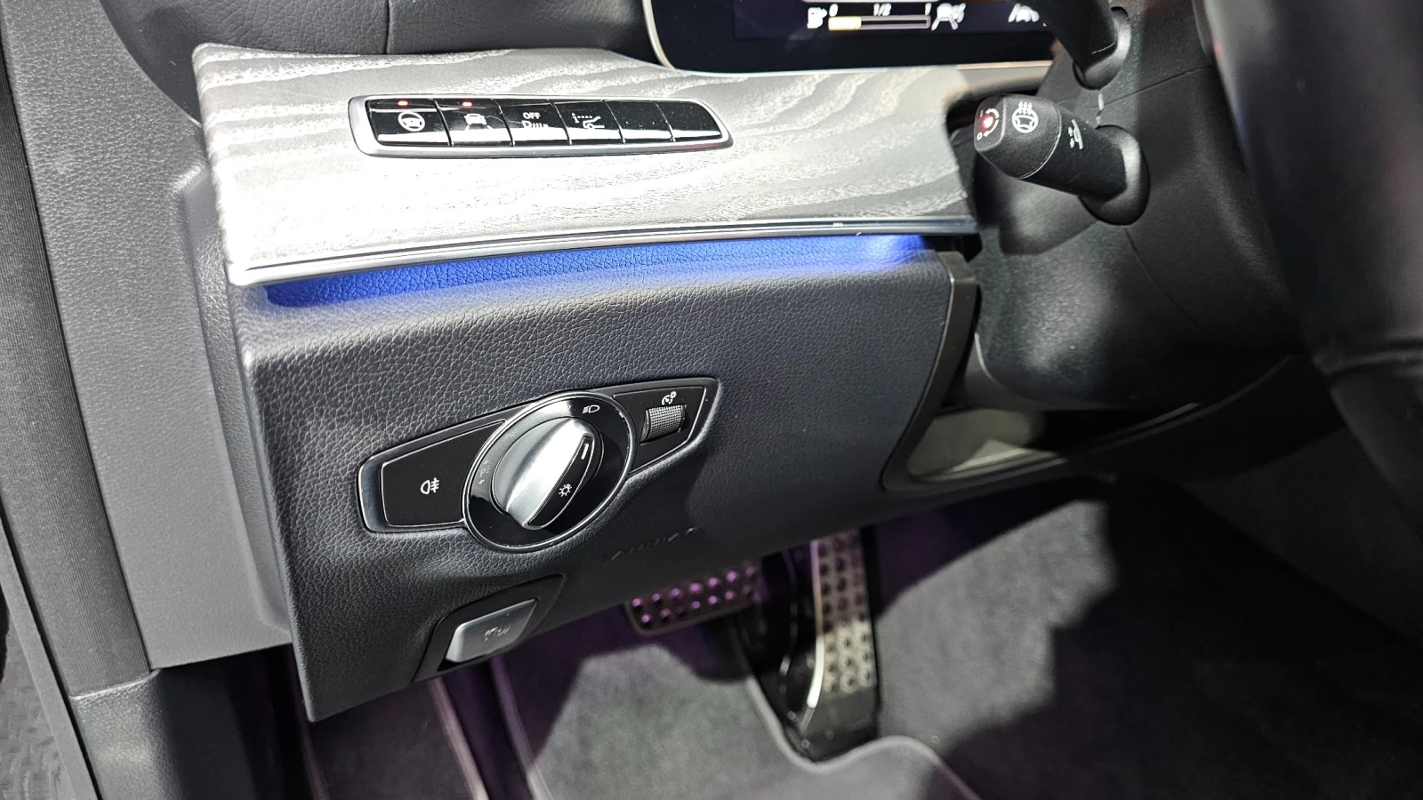 Mercedes-Benz CLS 450 4MATIC AMG Line, снимка 12 - Автомобили и джипове - 55542316