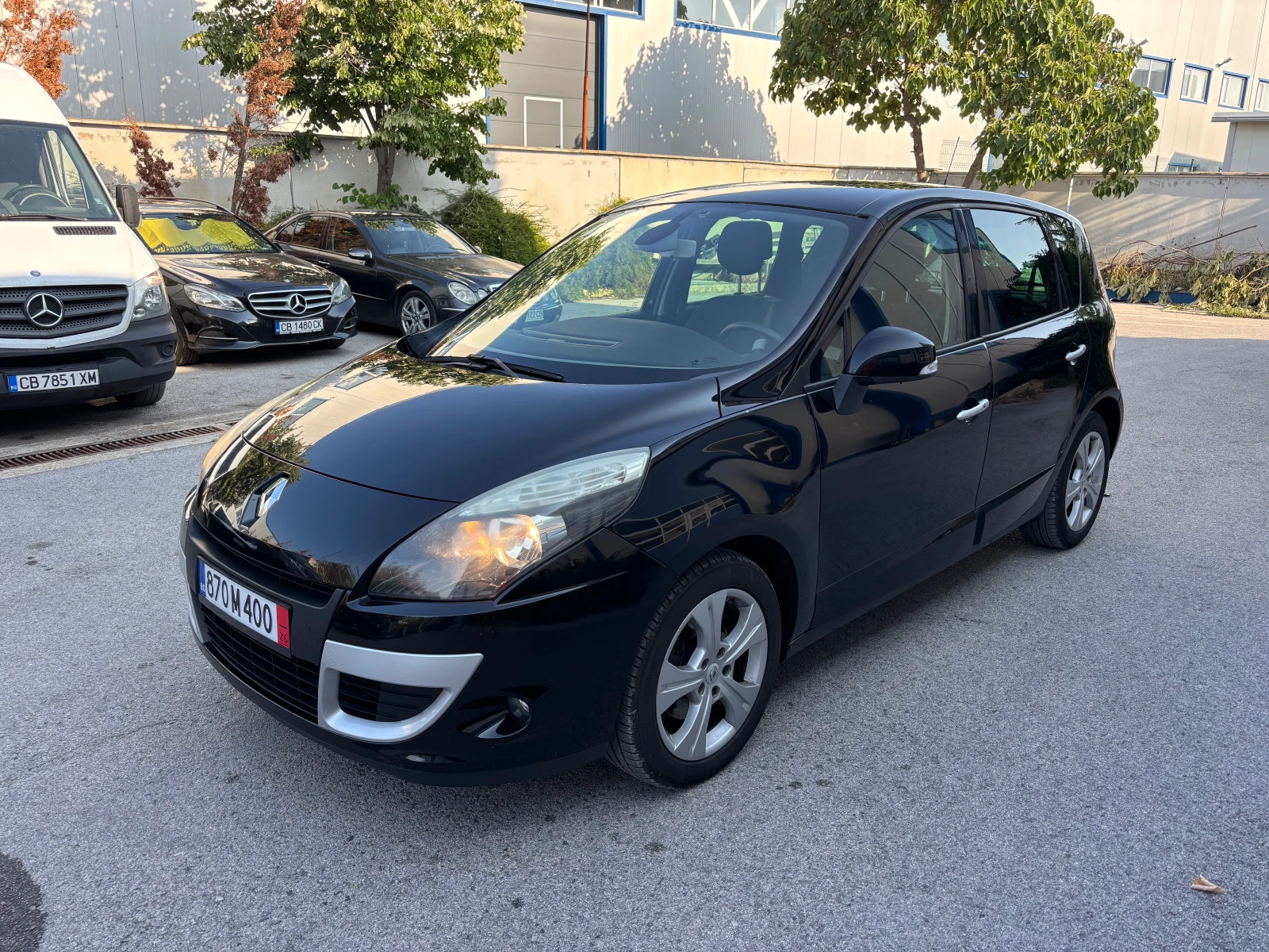 Renault Scenic 1.4-130кс, снимка 5 - Автомобили и джипове - 55670434