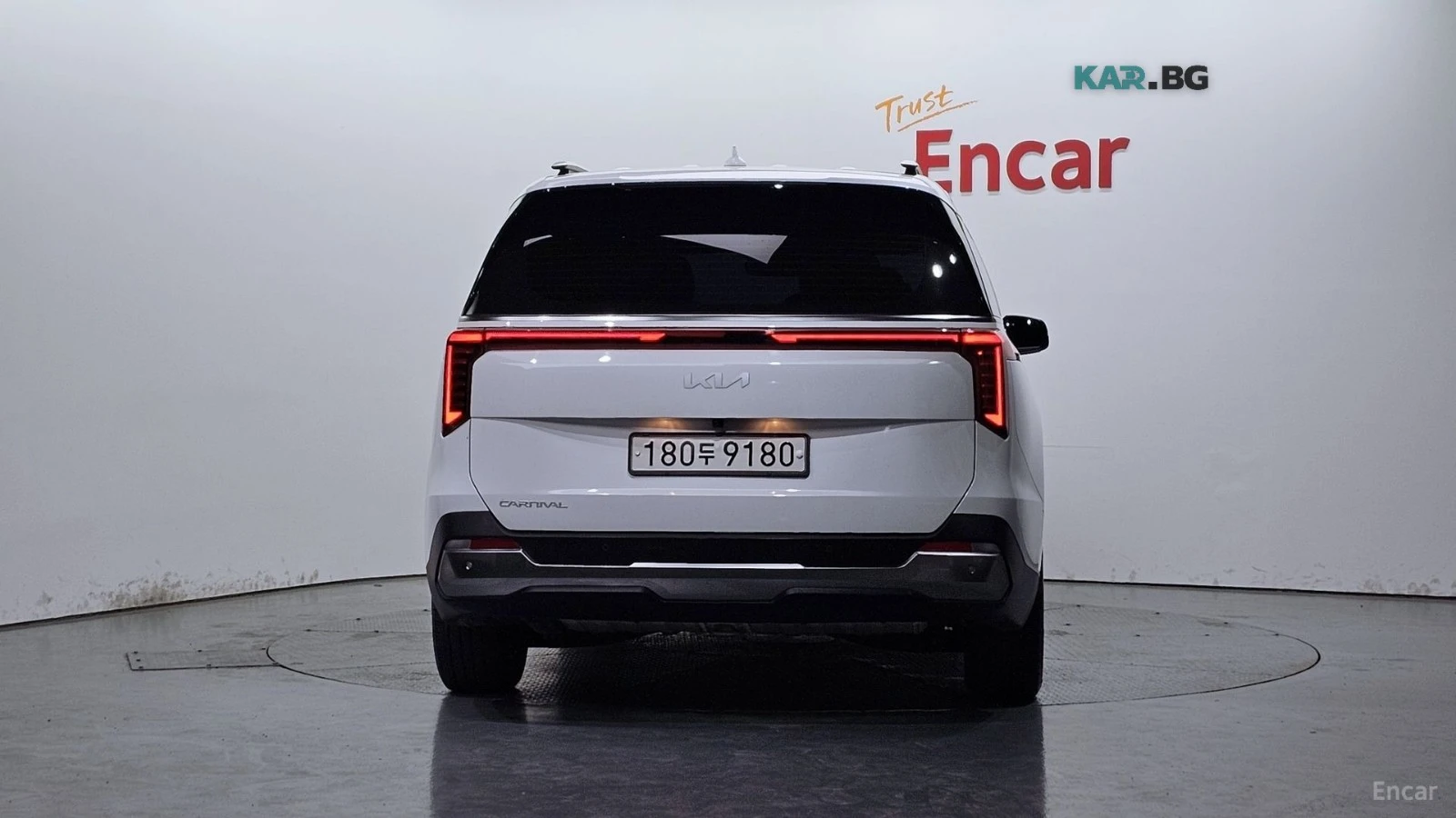 Kia Carnival NOBLESSE* 7МЕСТЕН* ДИСТРОНИК* КАМЕРА* ОБДУХВАНЕ* , снимка 4 - Автомобили и джипове - 55692498