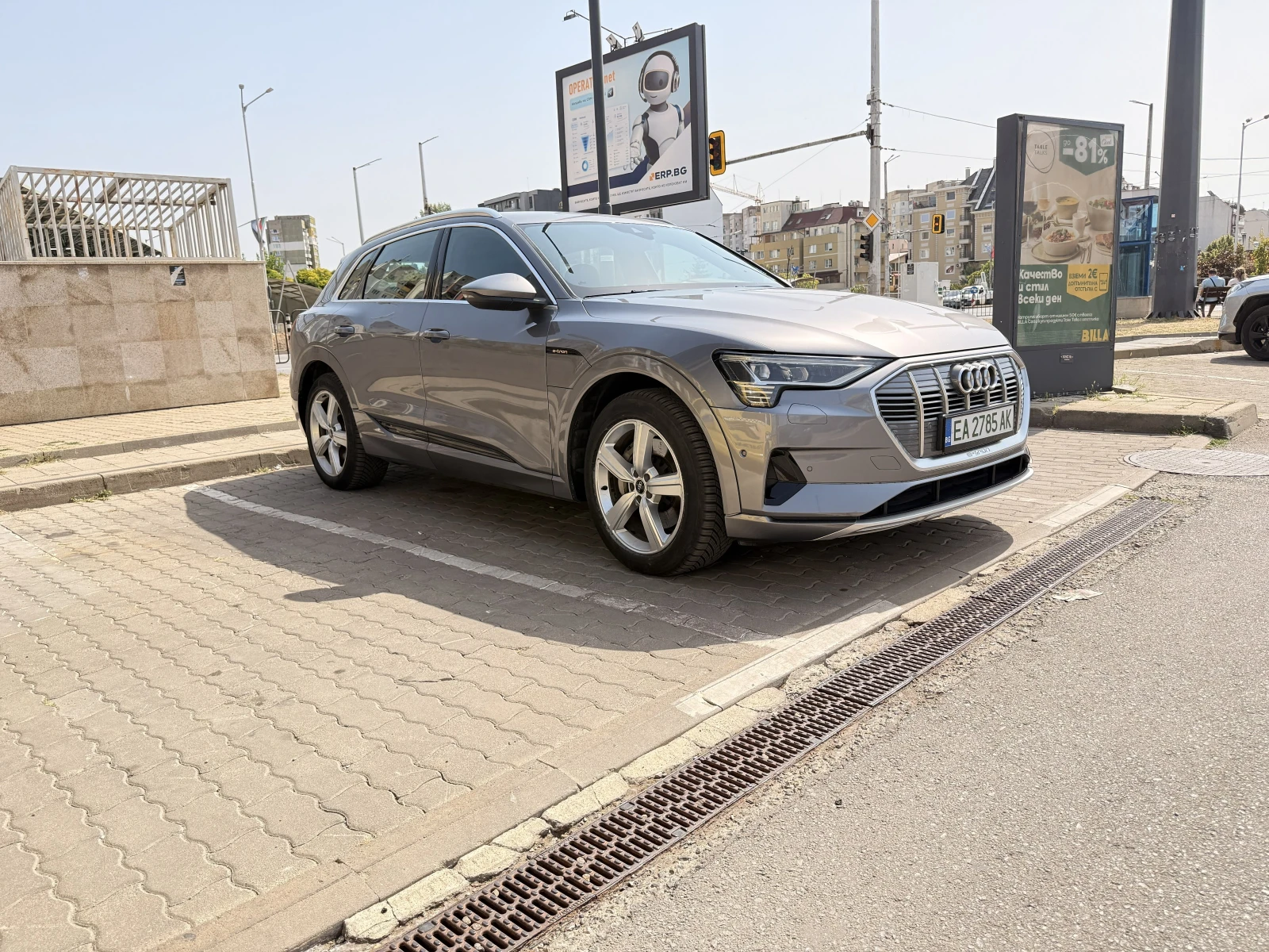 Audi E-Tron 55| В Гаранция, снимка 3 - Автомобили и джипове - 55874677