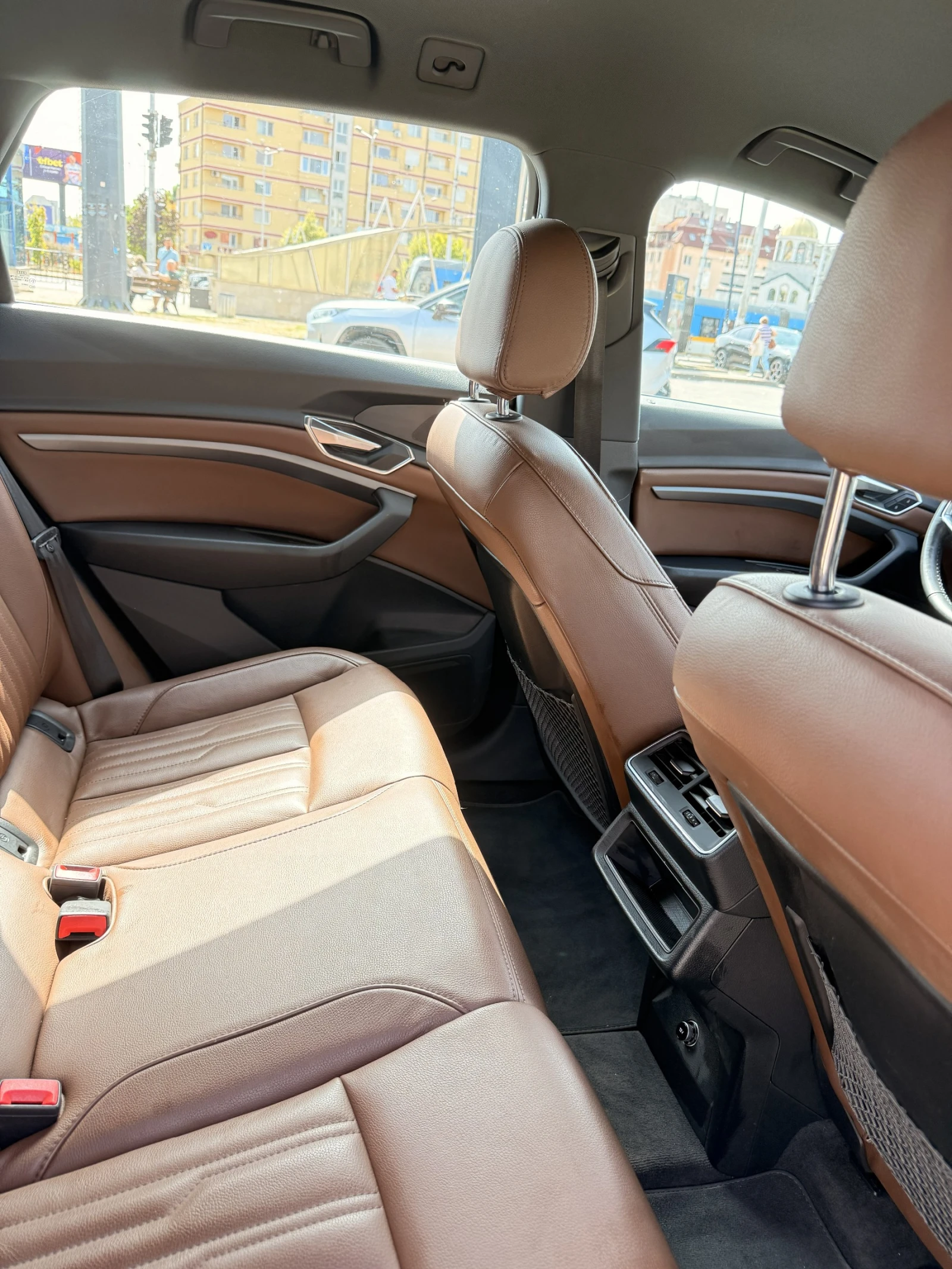 Audi E-Tron 55| В Гаранция, снимка 11 - Автомобили и джипове - 55874677
