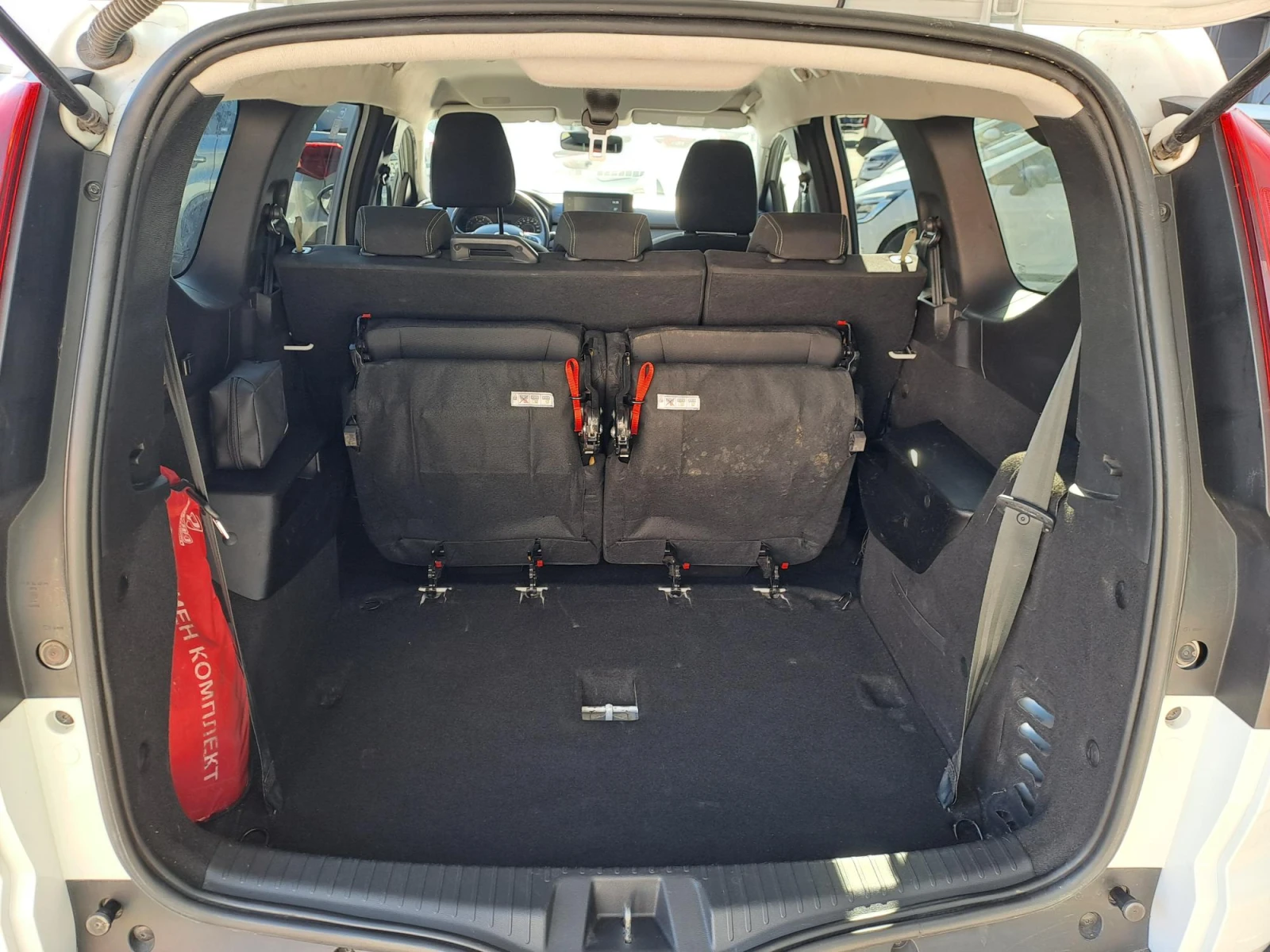 Dacia Jogger Jogger 1.0Tce 90 к.с./ECO-G/Extreme/6+ 1, снимка 7 - Автомобили и джипове - 56192985