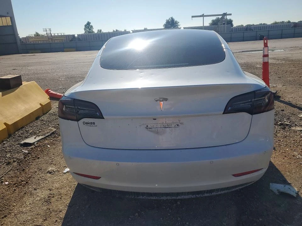 Tesla Model 3 Rwd / Carfax / Лизинг, снимка 6 - Автомобили и джипове - 56295744