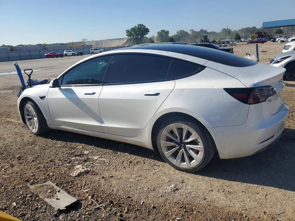Tesla Model 3 Rwd / Carfax / Лизинг, снимка 2 - Автомобили и джипове - 56295744