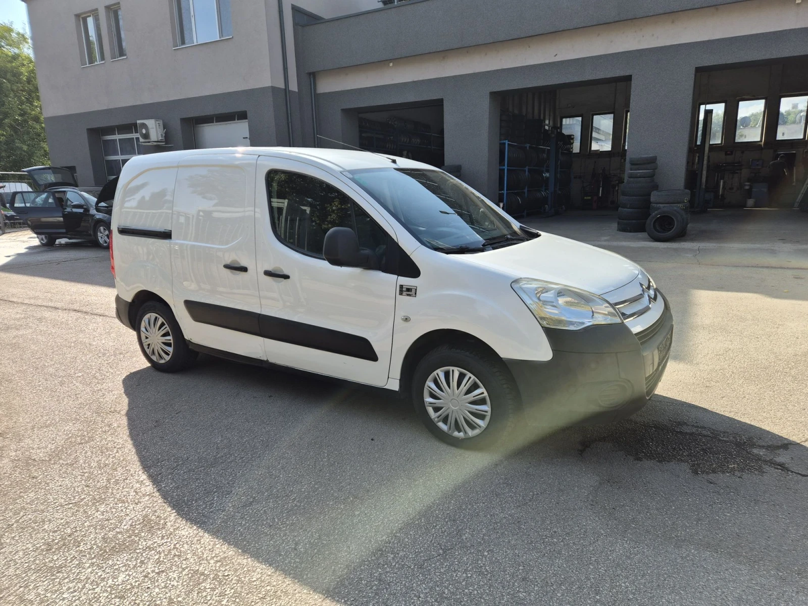Citroen Berlingo Нов внос , снимка 3 - Автомобили и джипове - 56303694