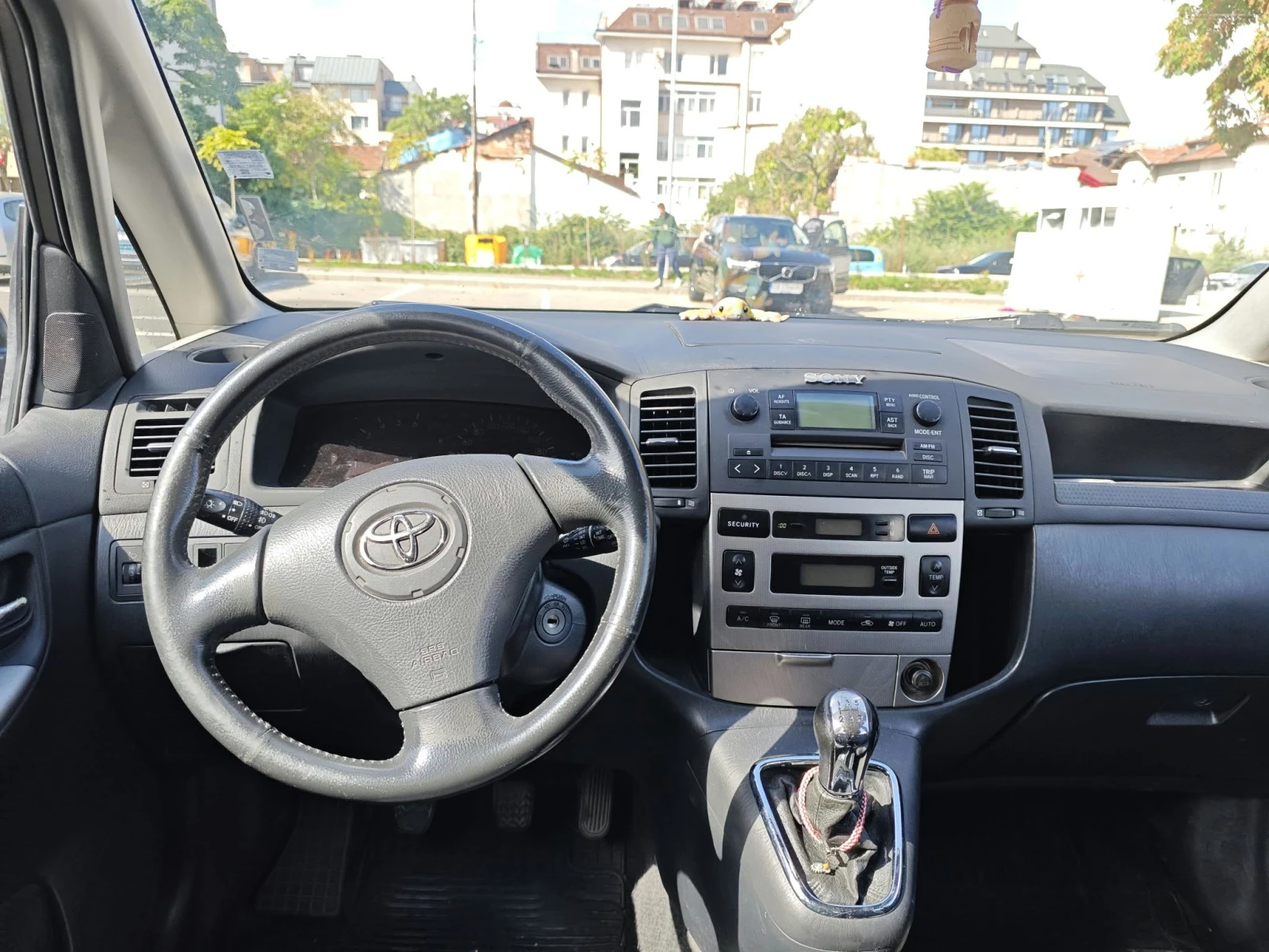 Toyota Corolla verso, снимка 9 - Автомобили и джипове - 56311248