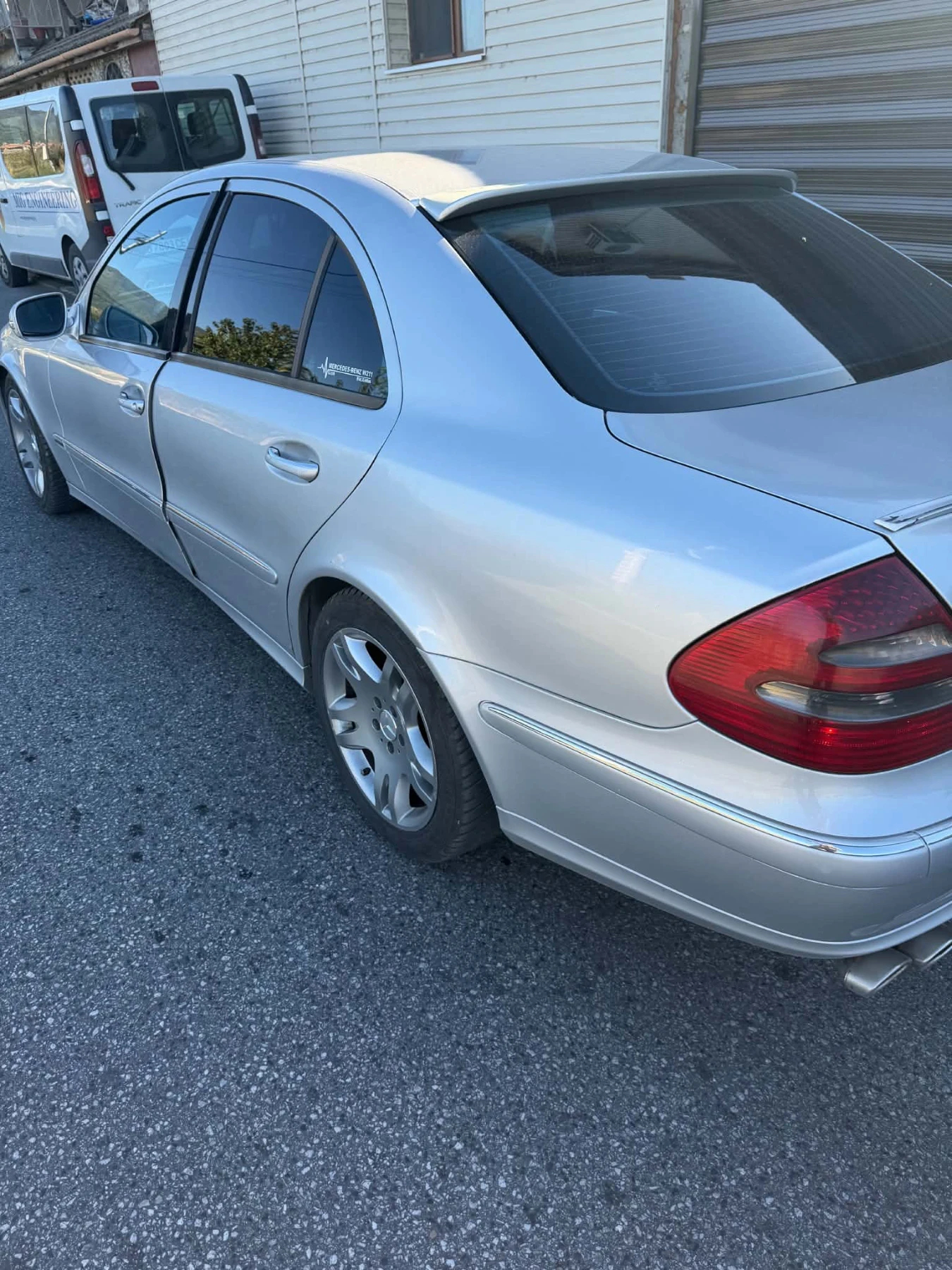 Mercedes-Benz E 320, снимка 9 - Автомобили и джипове - 56346899