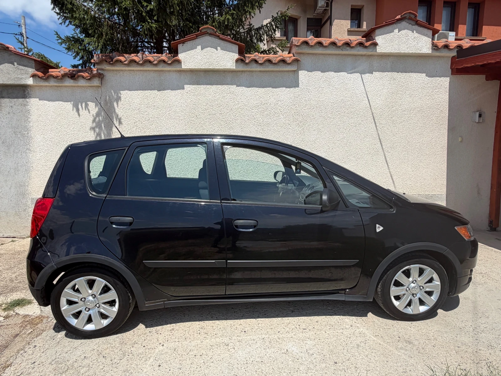 Mitsubishi Colt