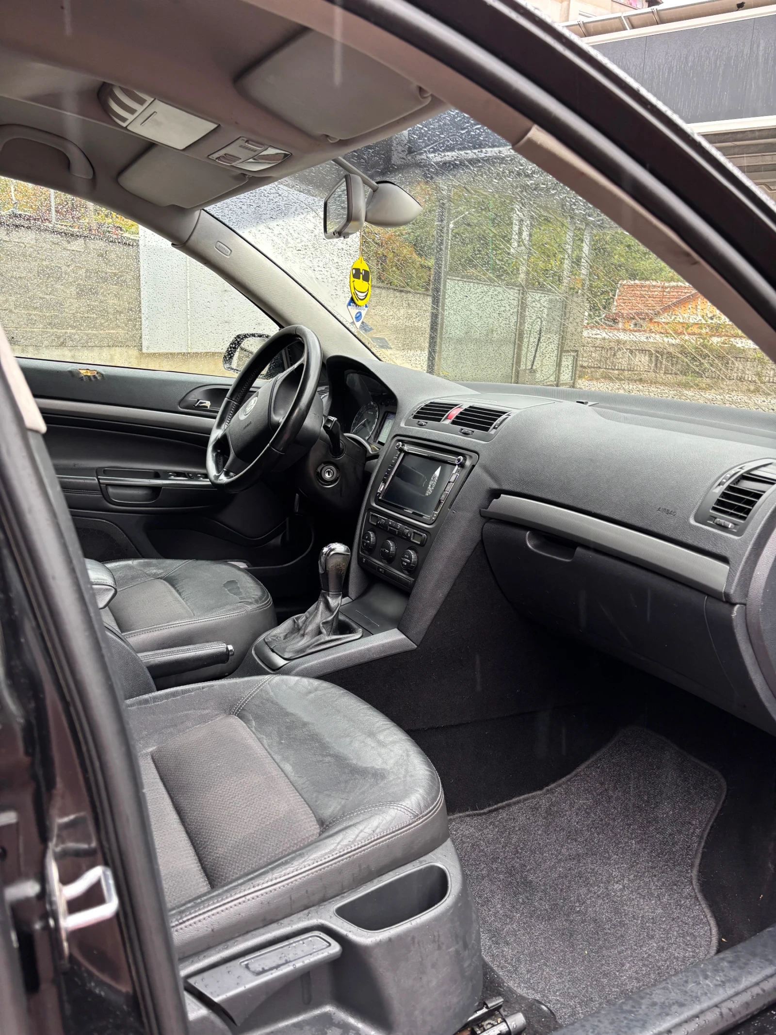Skoda Octavia, снимка 9 - Автомобили и джипове - 56486135