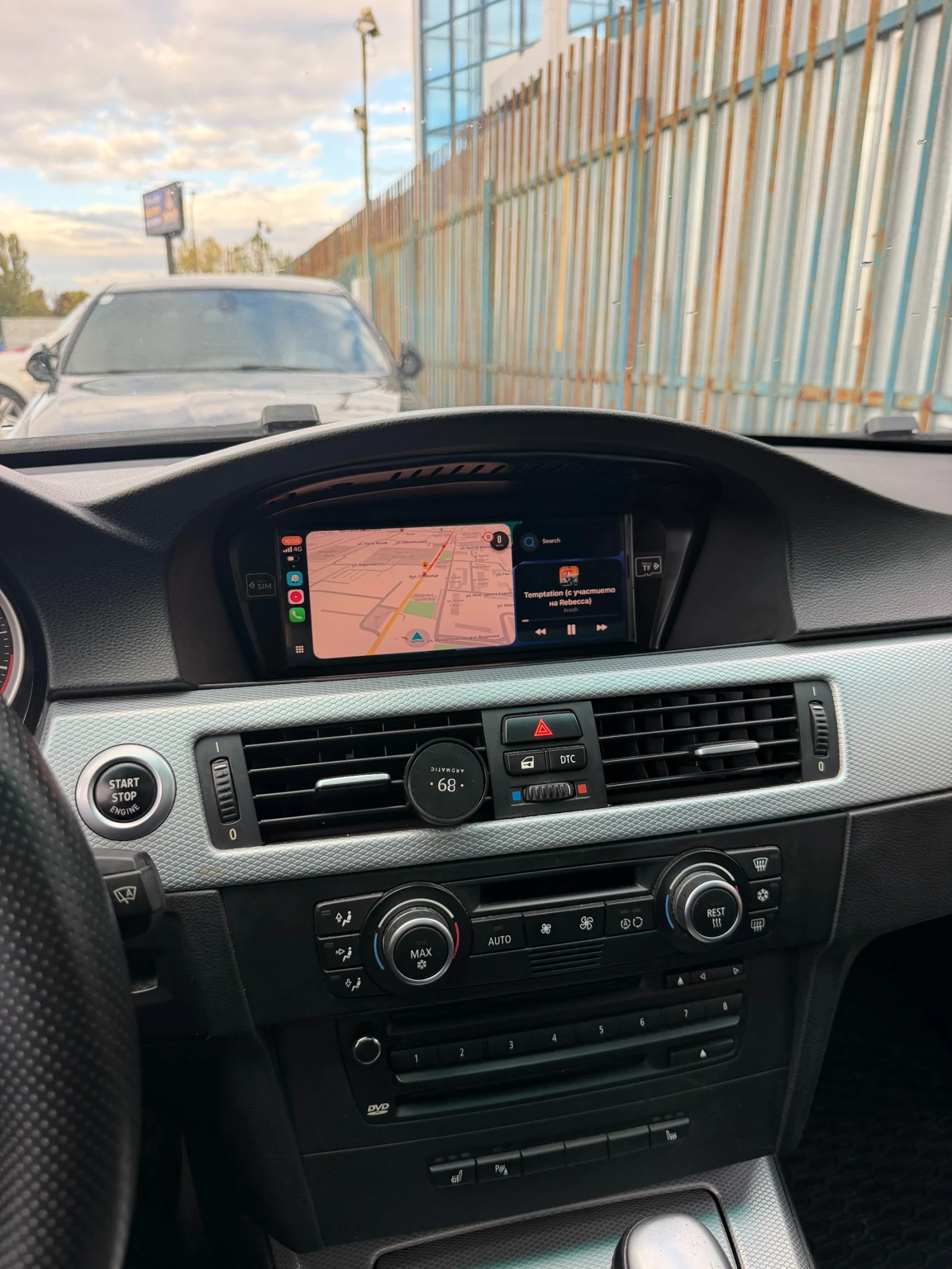 BMW 325 M pack/ Keyless/ PANO, снимка 12 - Автомобили и джипове - 56620887