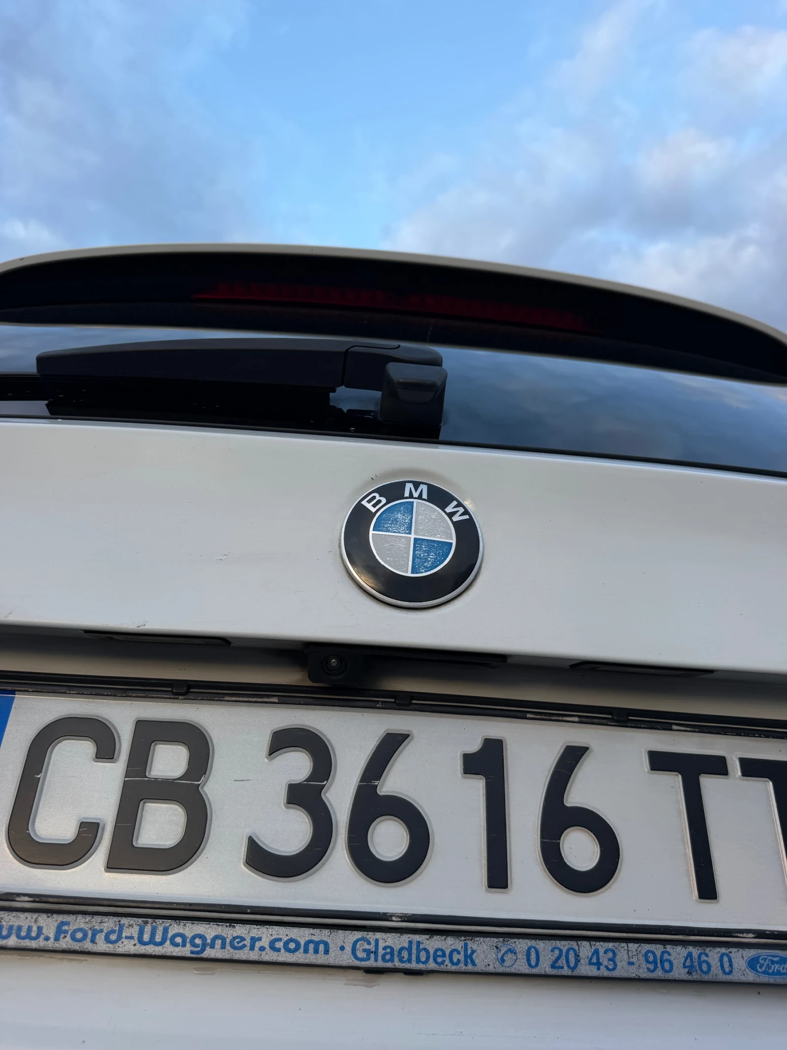 BMW 325 M pack/ Keyless/ PANO, снимка 9 - Автомобили и джипове - 56620887