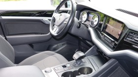 VW Touareg 3.0 TDI 4 Motion, снимка 8 - Автомобили и джипове - 45394507