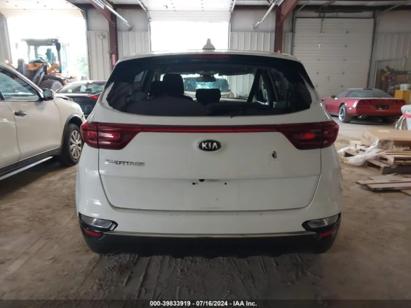 Kia Sportage LX, снимка 13 - Автомобили и джипове - 48569430