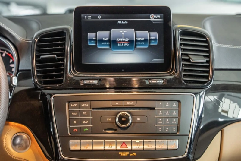 Mercedes-Benz GLE 450 AMG МАНОРАМА, снимка 12 - Автомобили и джипове - 51181406