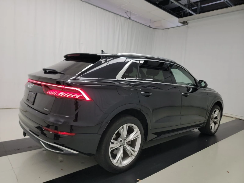 Audi Q8 * PREMIUIM* DIGITAL* MEMORY* PANO, снимка 4 - Автомобили и джипове - 52565230