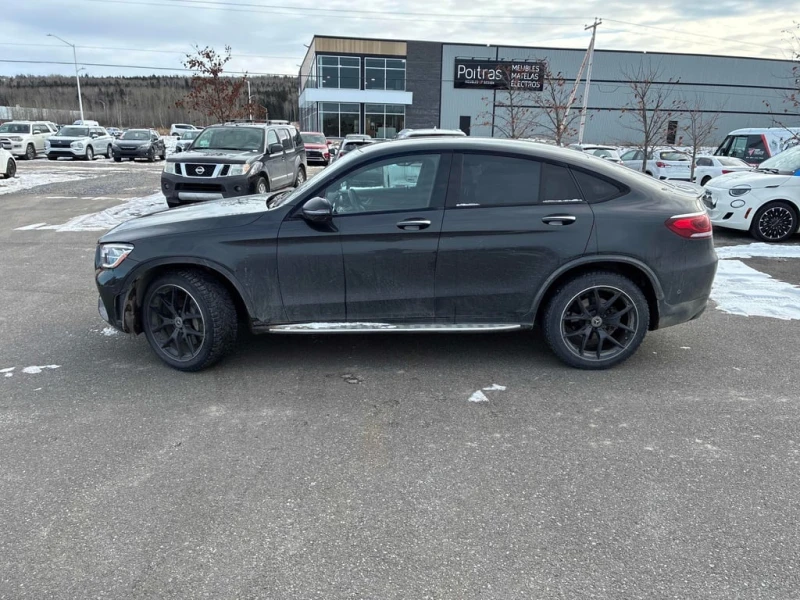 Mercedes-Benz GLC 300 2023 * CARFAX * БЕЗ ПЪРВОНАЧАЛНА ВНОСКА, снимка 3 - Автомобили и джипове - 52768649